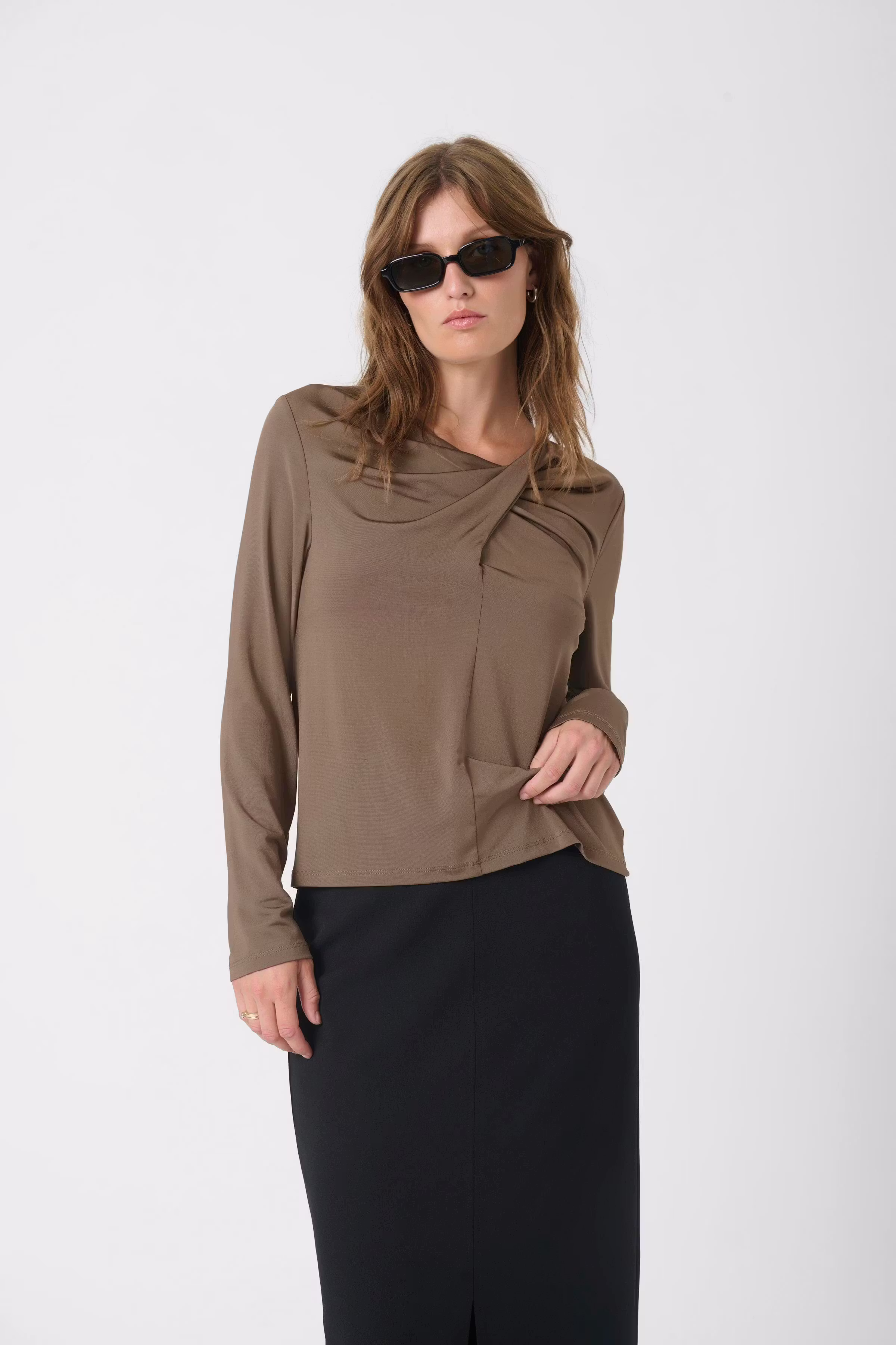 SLClara Blouse LOOKBOOK FRONT 30408966-190808