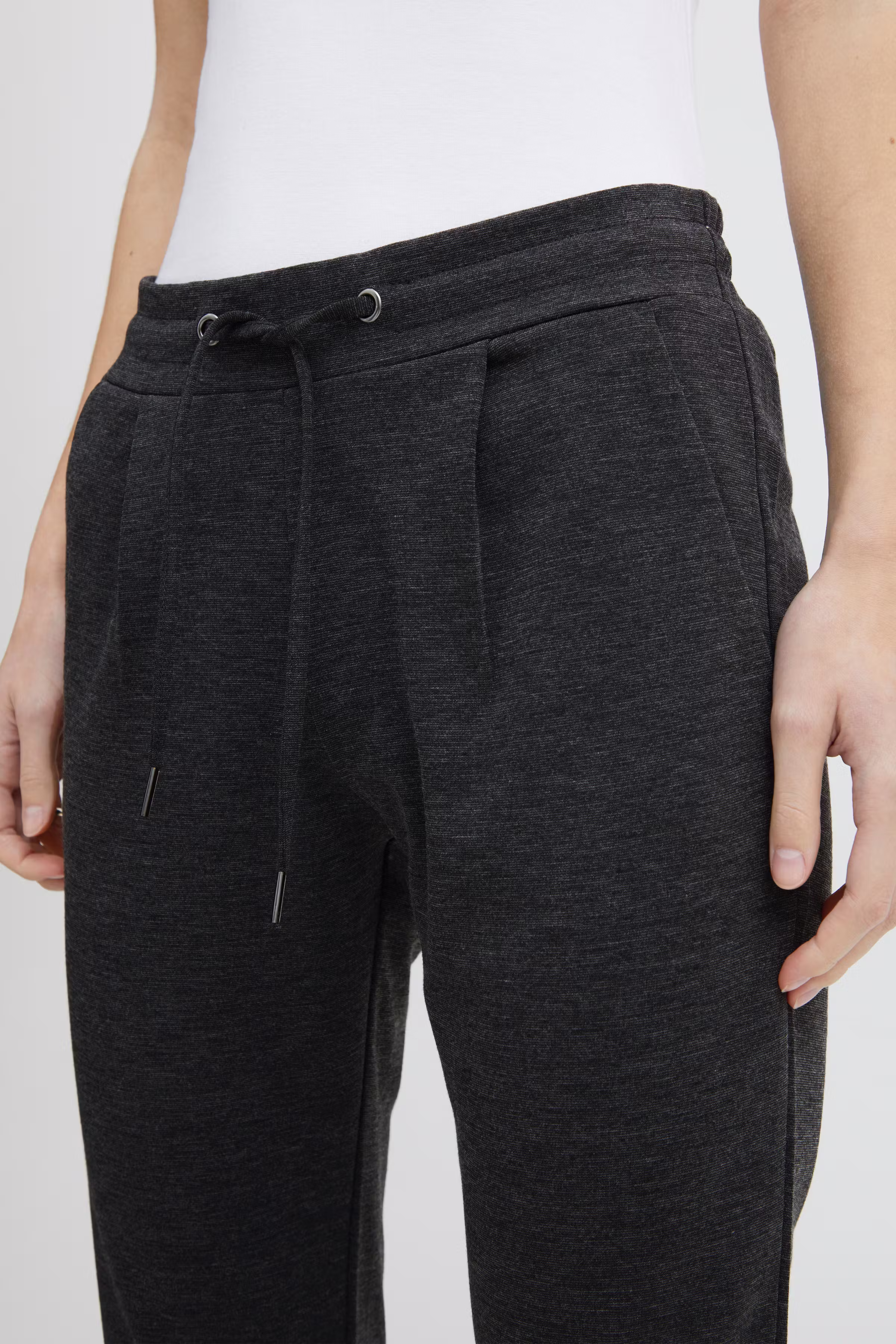 KATEIH PANTS - REGULAR LENGTH LOOKBOOK DETAIL 20105036-10021