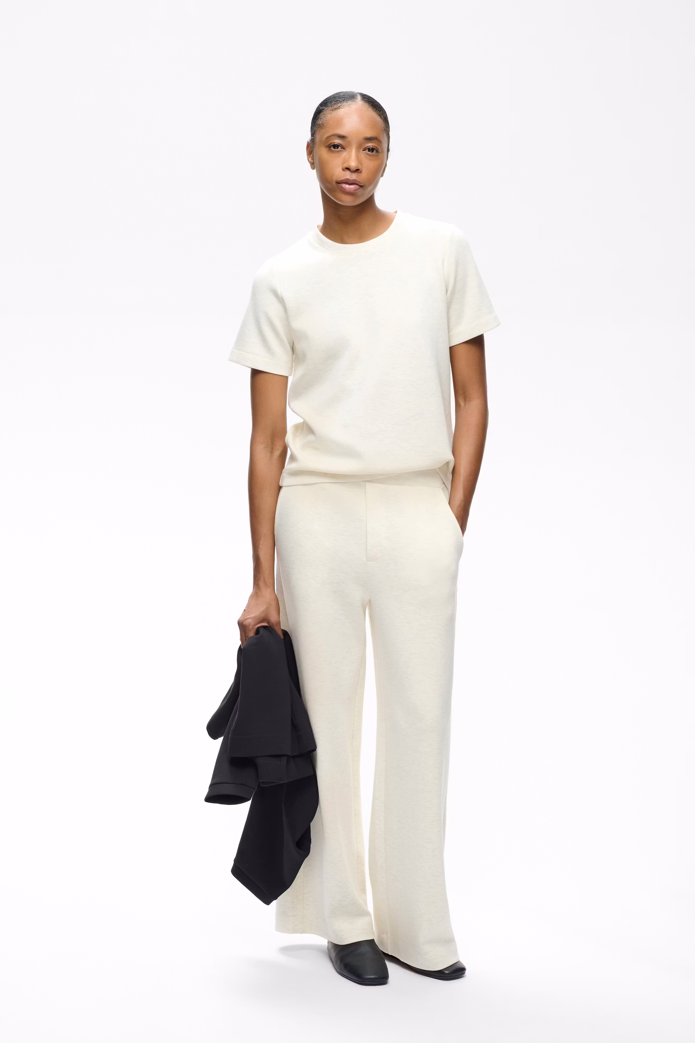 VincentIW Melange Karmen T-shirt LOOKBOOK FRONT 30107053-300597