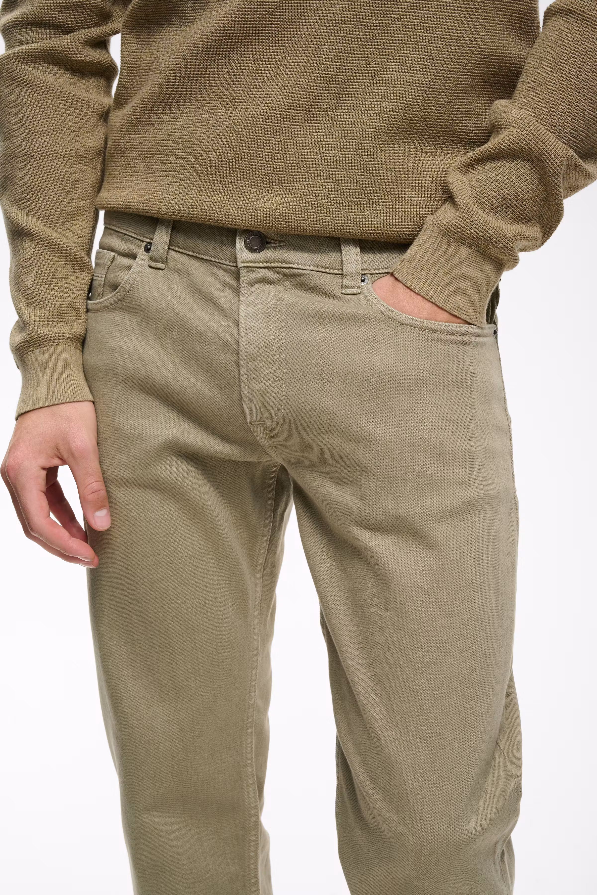 MAMike Hose LOOKBOOK DETAIL 30209153-170510