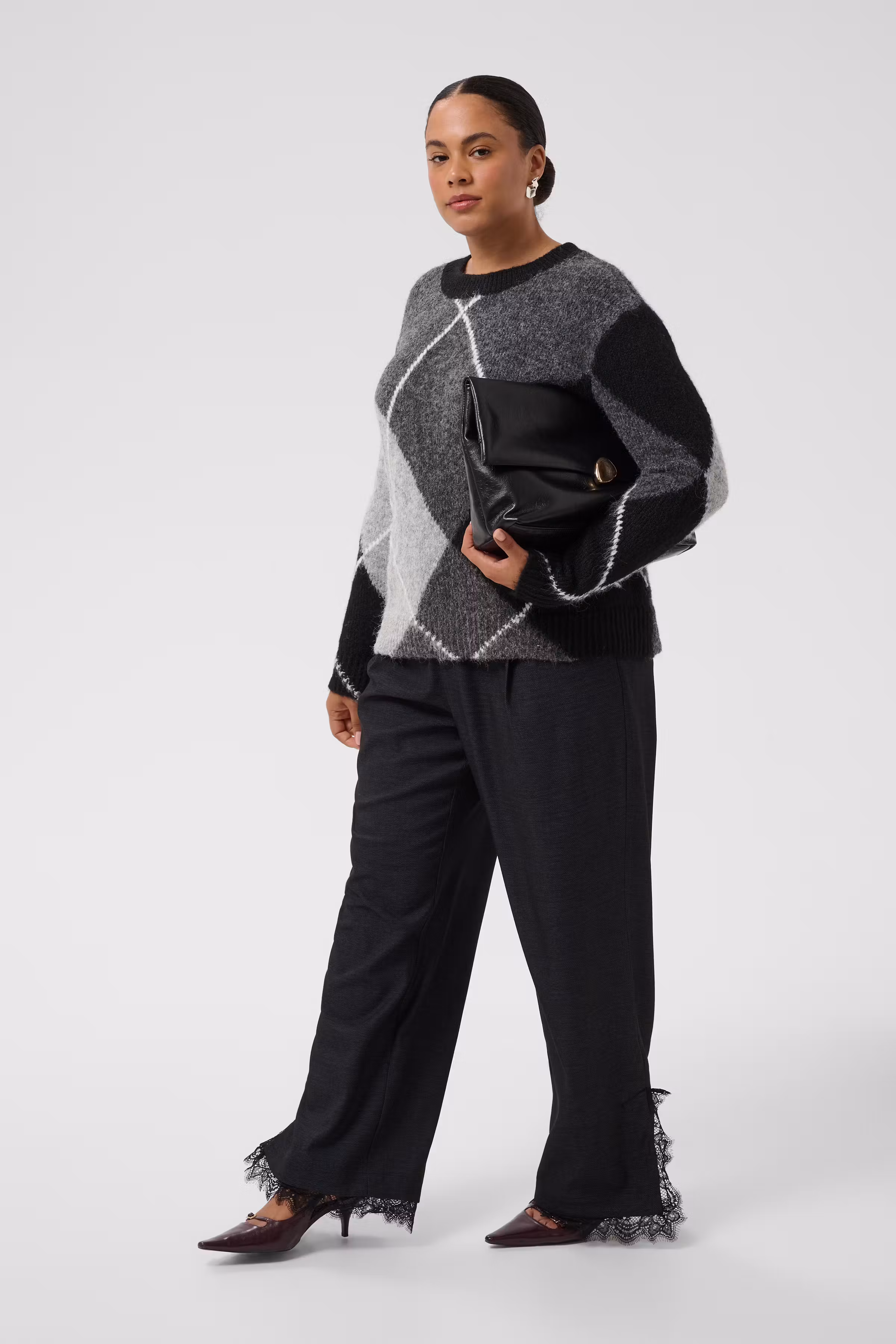 KCkit Pullover LOOKBOOK FRONT 10584421-109725
