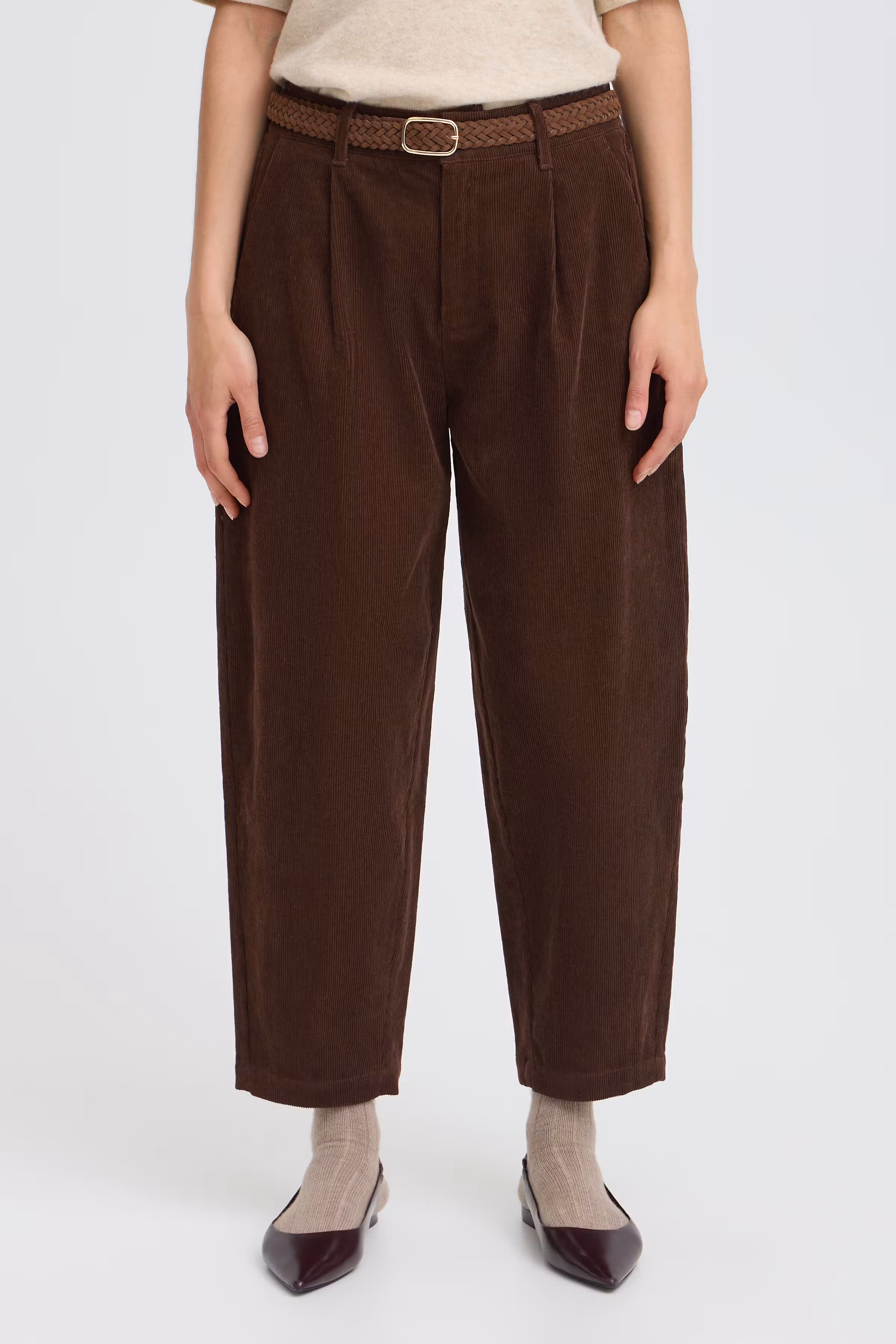 FRCALANA Hose LOOKBOOK FRONT 20618217-190913