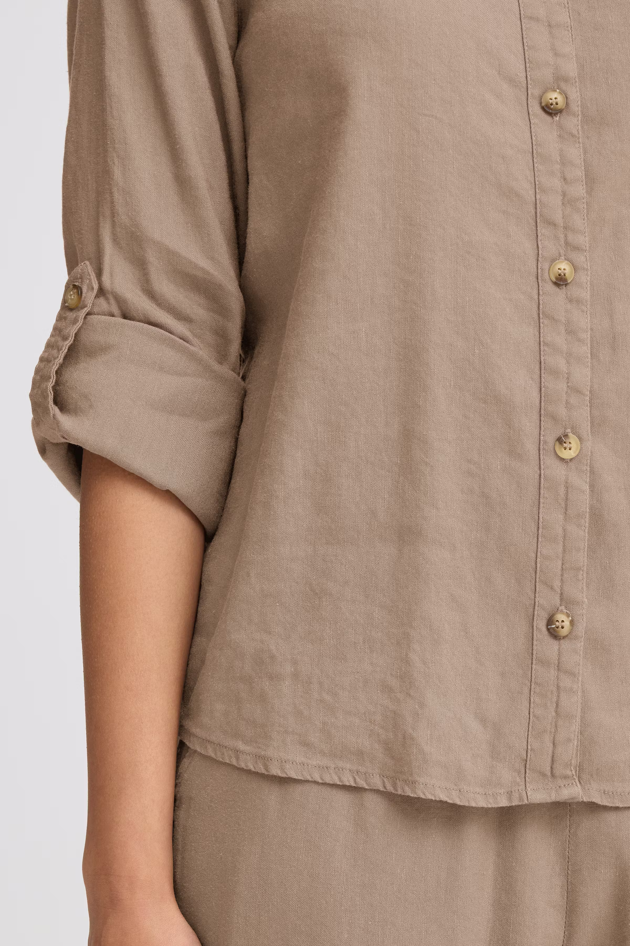 PZLUCA Skjorte LOOKBOOK DETAIL 50210427-181112