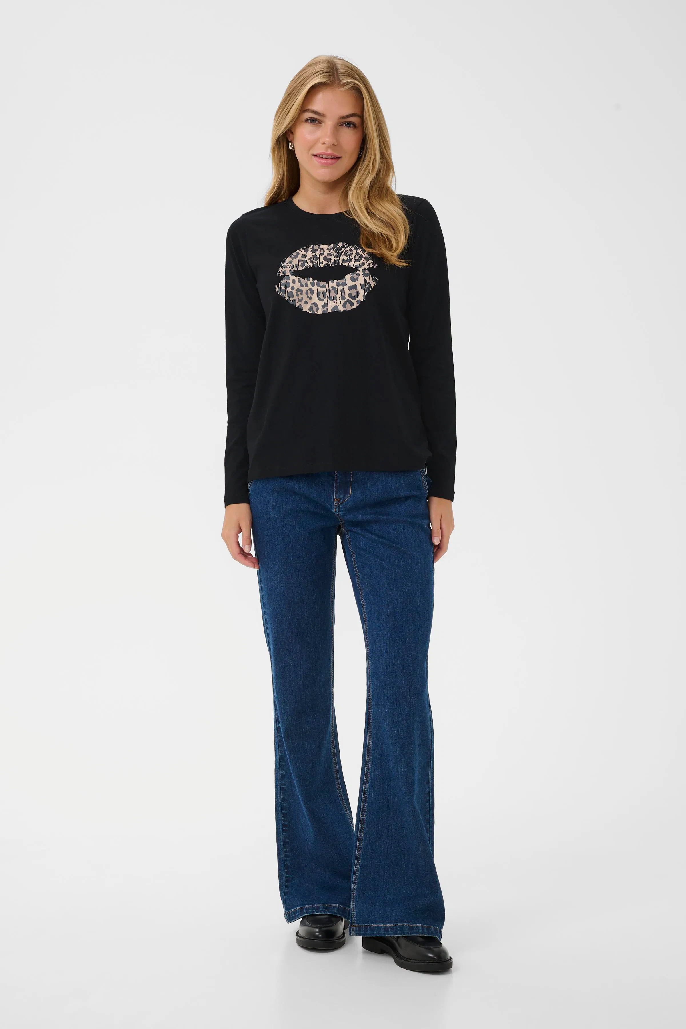 CUnorina T-shirt LOOKBOOK FRONT 50112957-500012