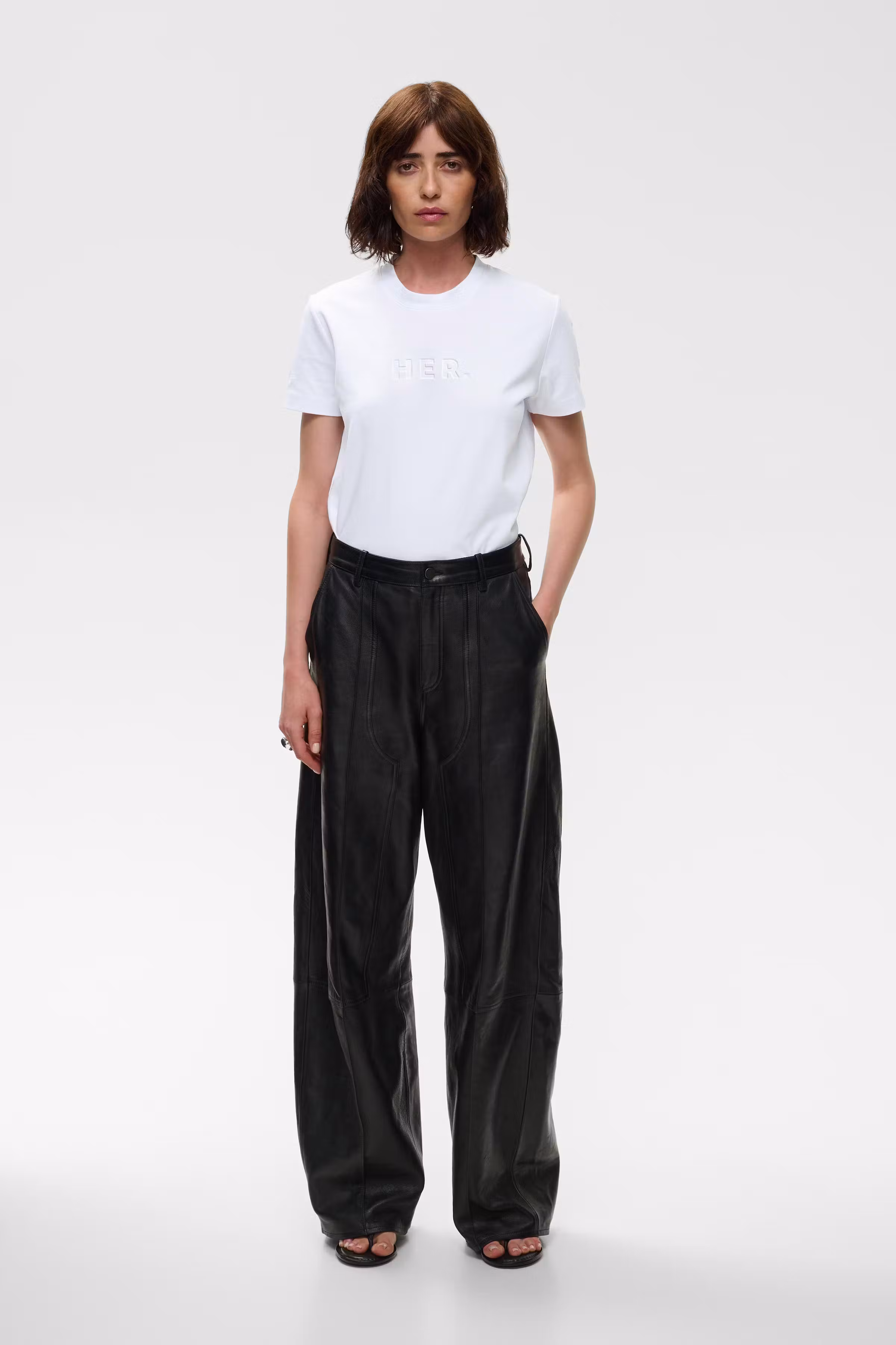 IOFenix T-shirt LOOKBOOK FRONT 30600791-WH001