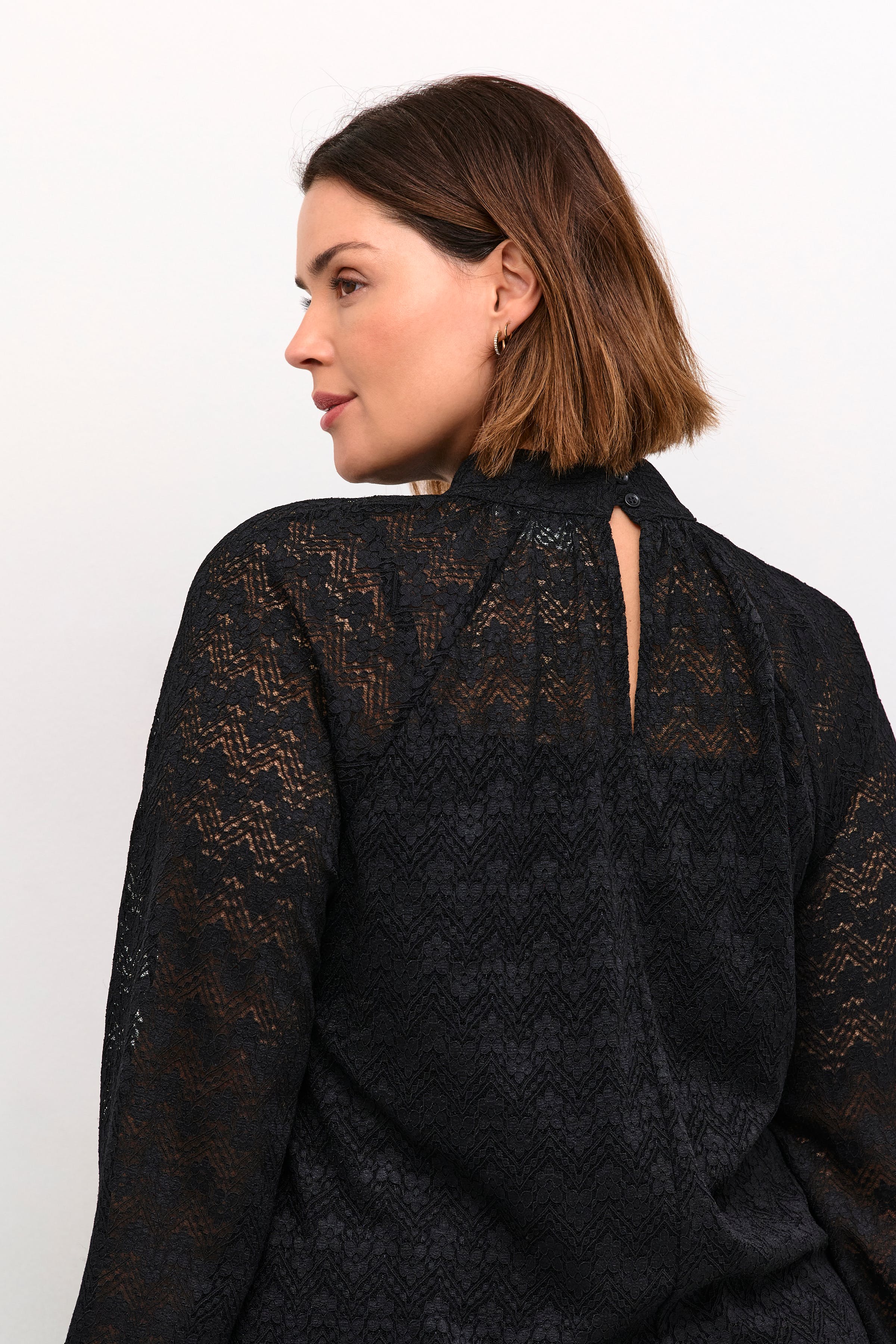 KCsamalia Kanten Blouse LOOKBOOK DETAIL 10582752-100121