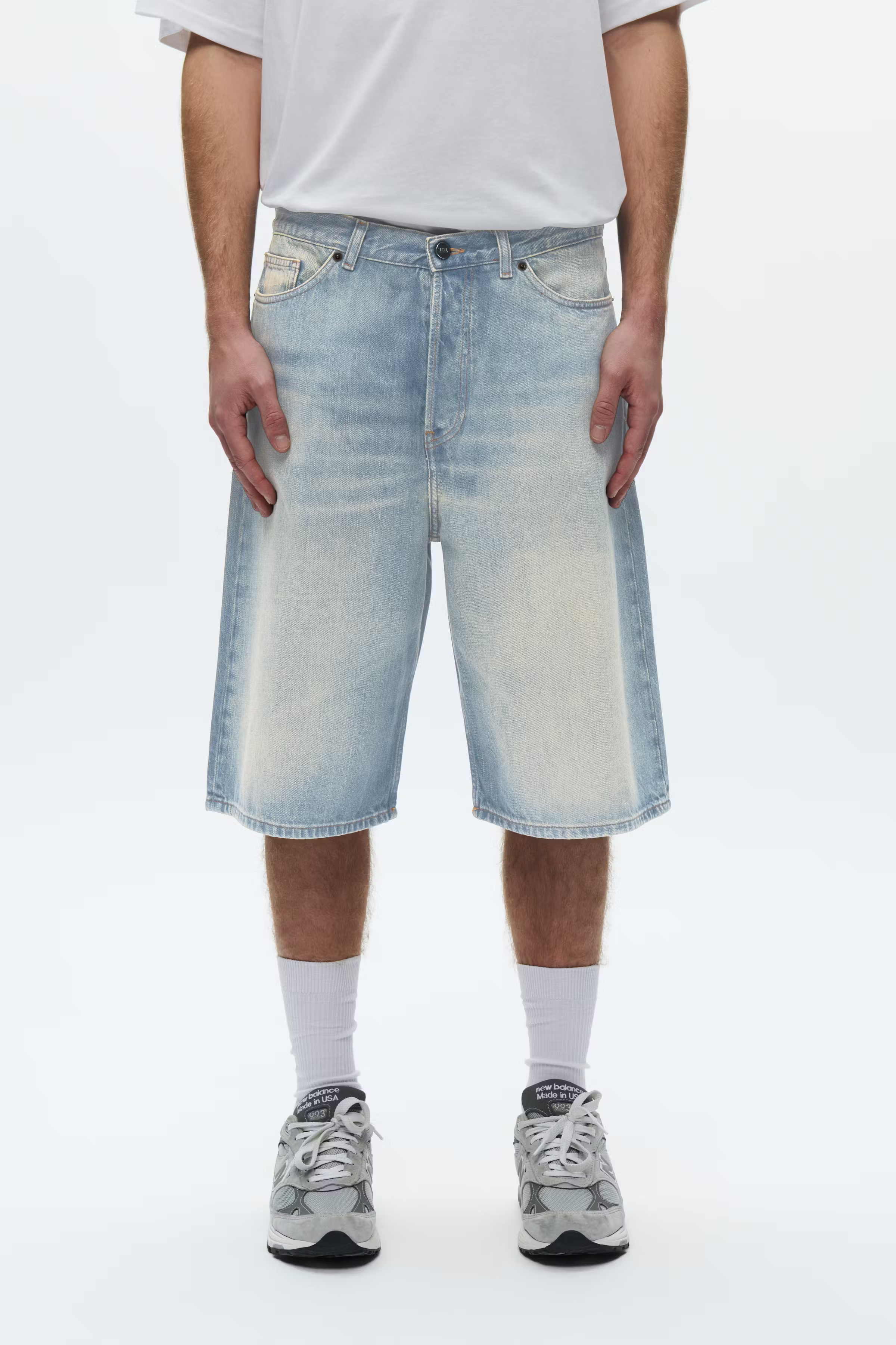 WWType 16 jorts LOOKBOOK FRONT 30251977-304678