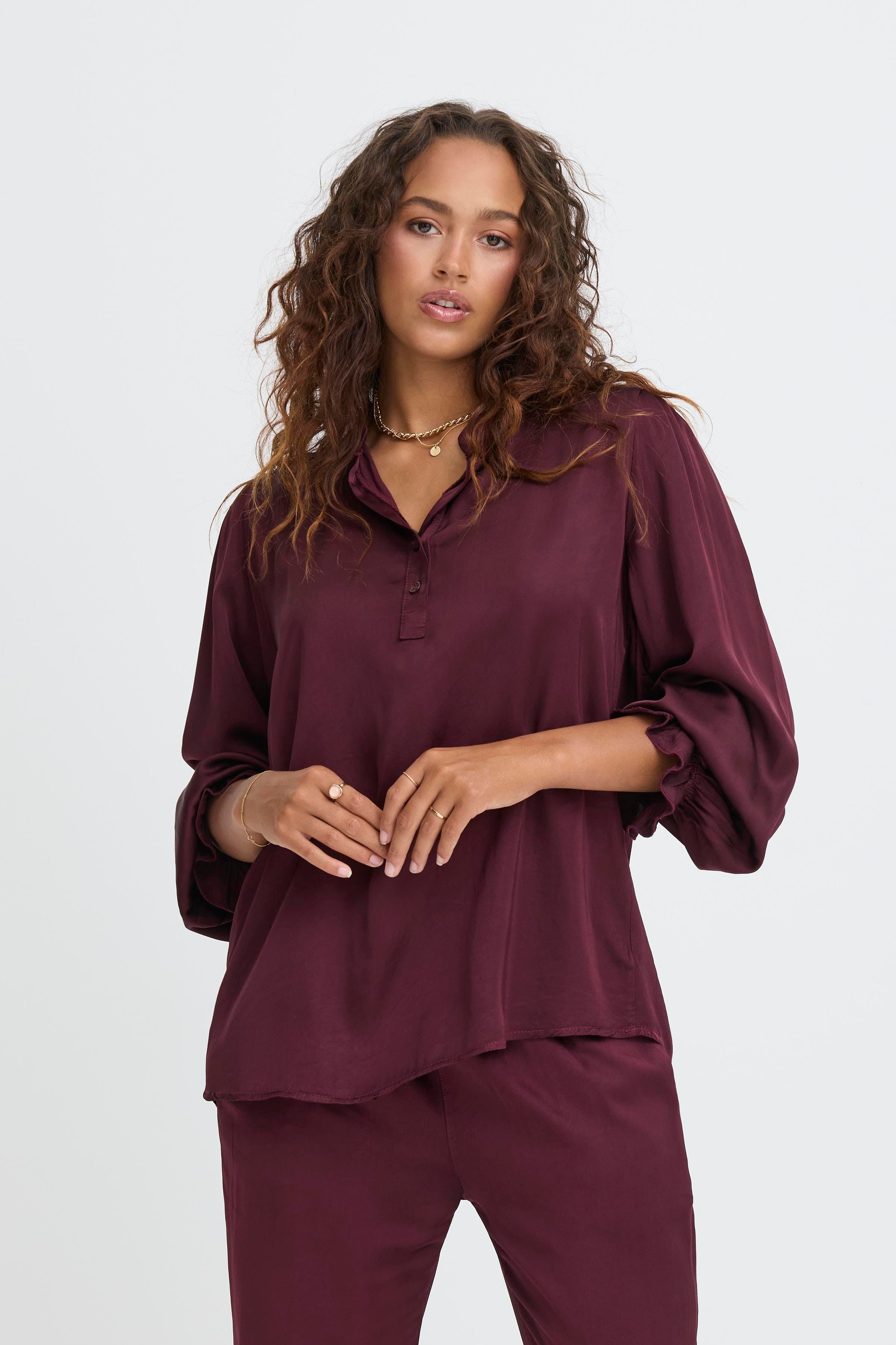SBOLIVIA Blouse LOOKBOOK FRONT 22101102-191724