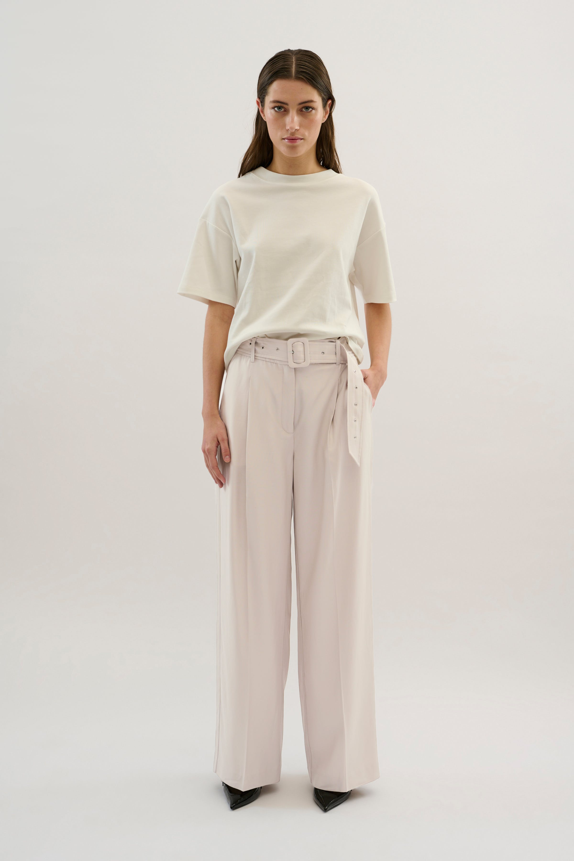 KBPriscilla Trousers LOOKBOOK FRONT 10105042-154502
