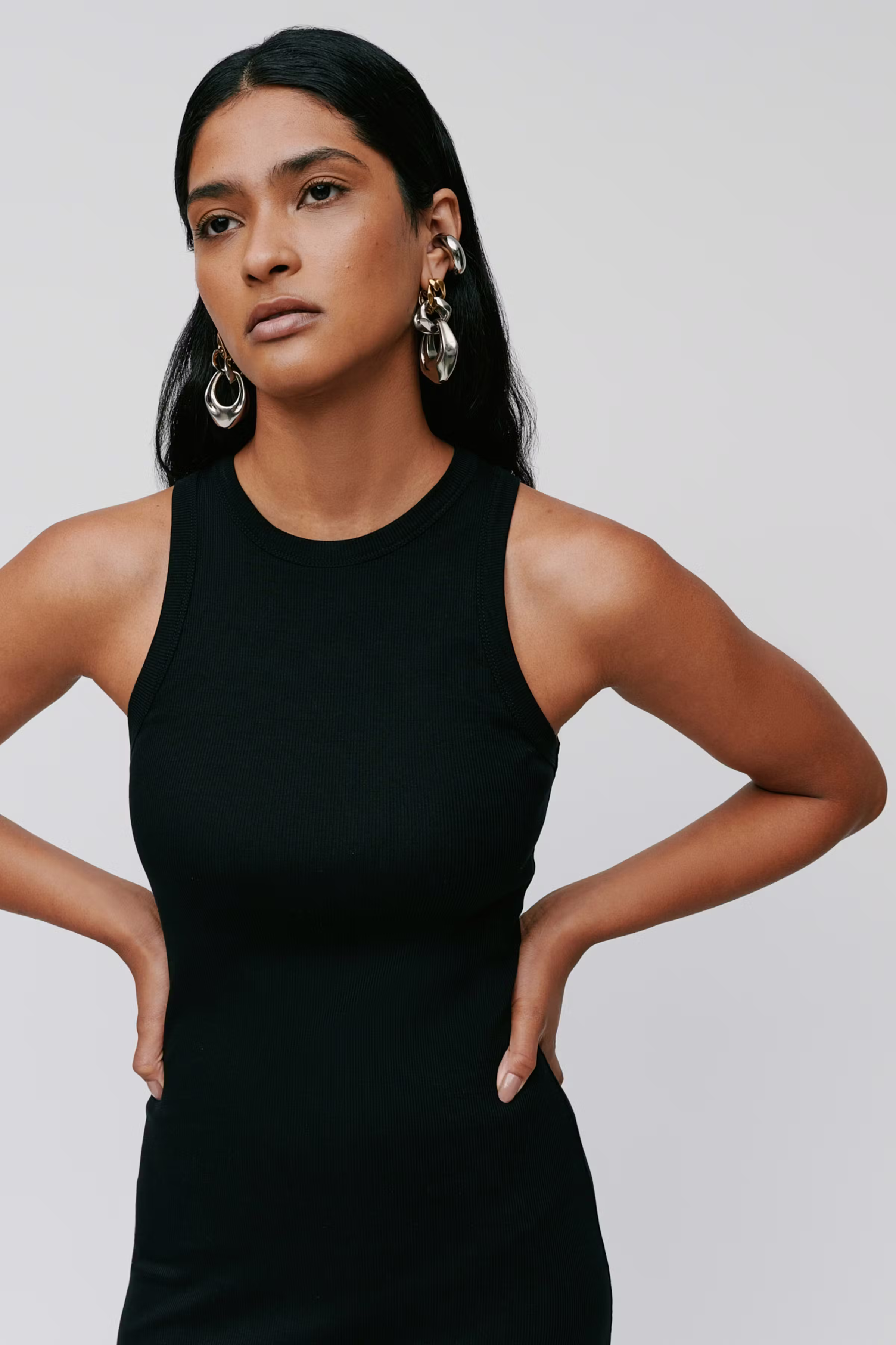 Kristyna Dress LOOKBOOK FRONT 30600557-BK999