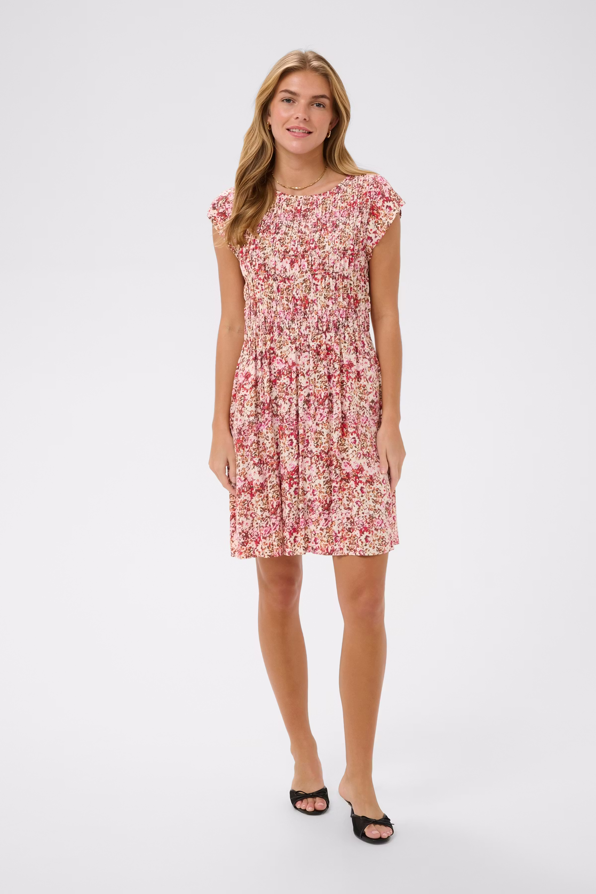 GislaSZ Dress LOOKBOOK FRONT 30511203-304892