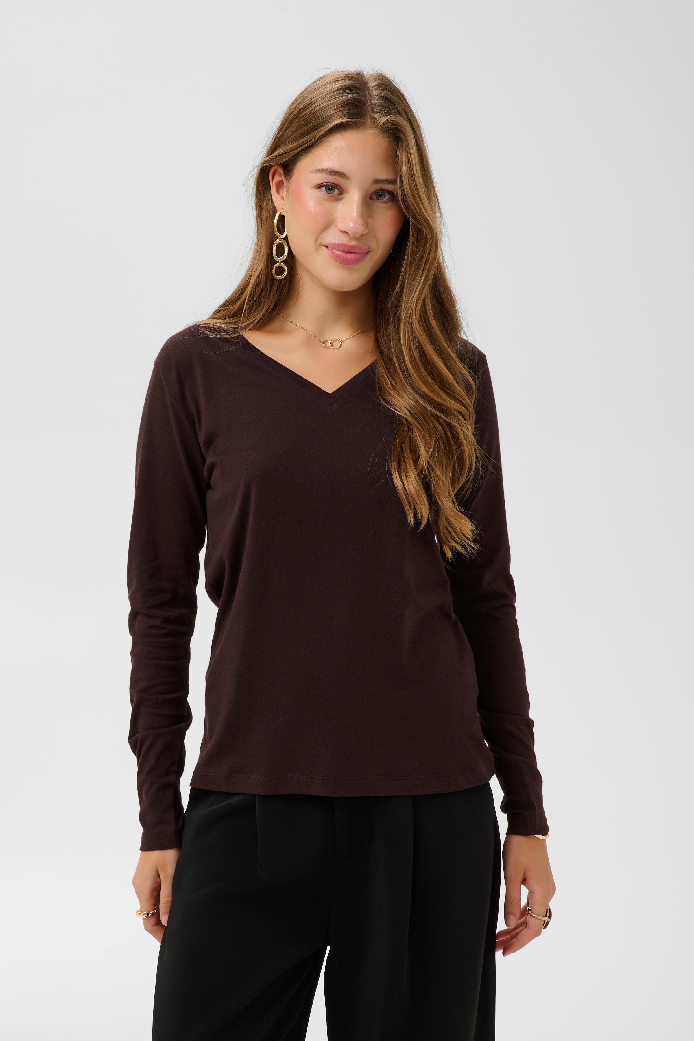 Naia Langarm-Shirt LOOKBOOK FRONT 10605255-191110