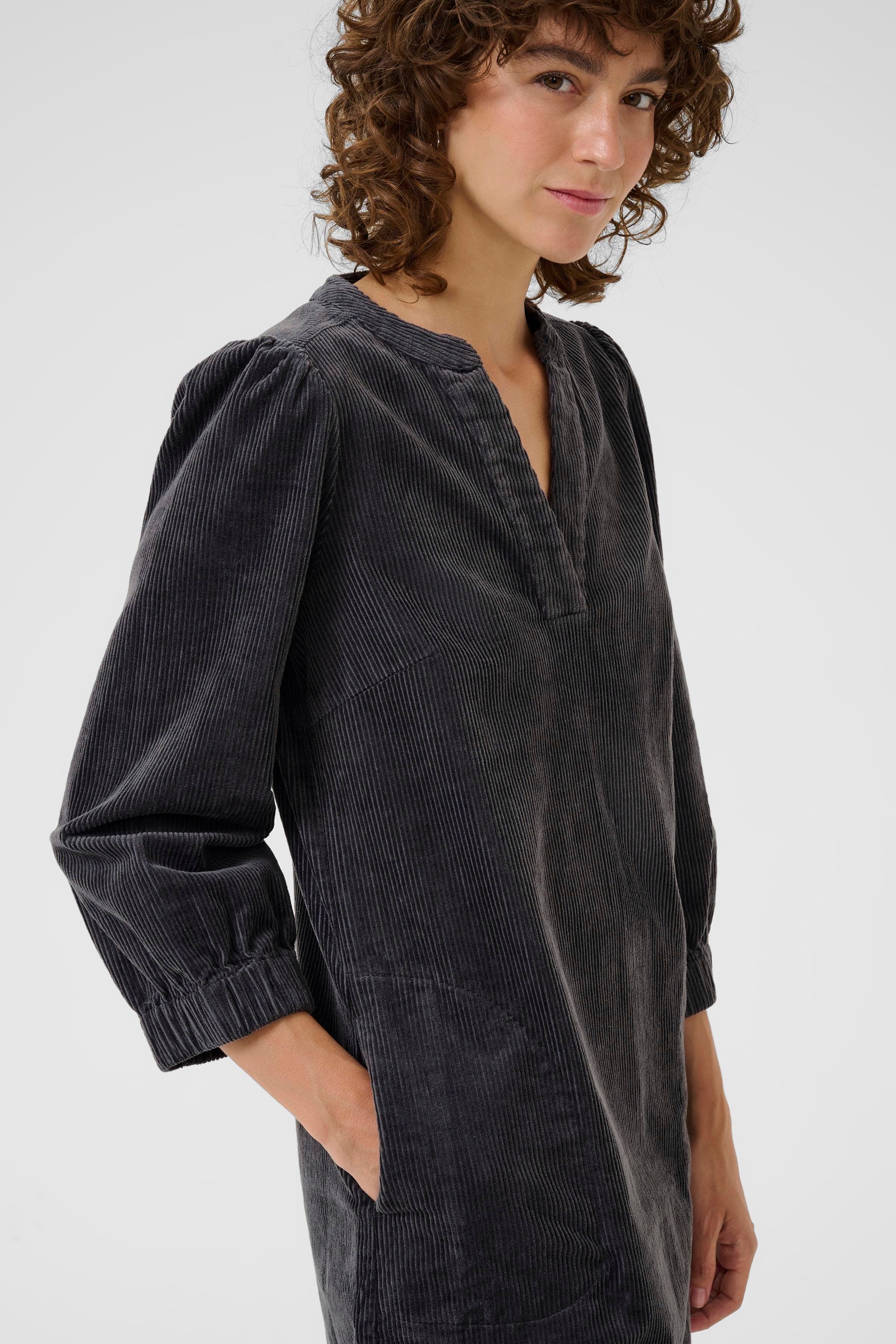 RamitaPW Kleid LOOKBOOK DETAIL 30308114-193901