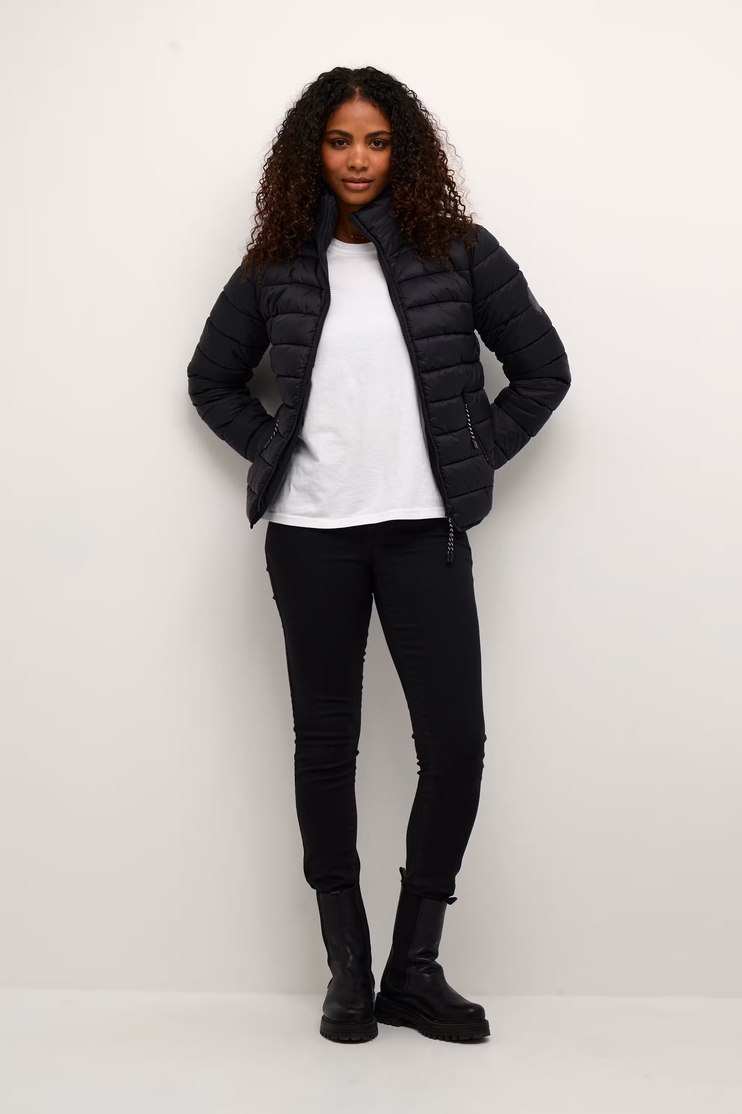 KAlira Jacket LOOKBOOK FRONT 10507222-100121