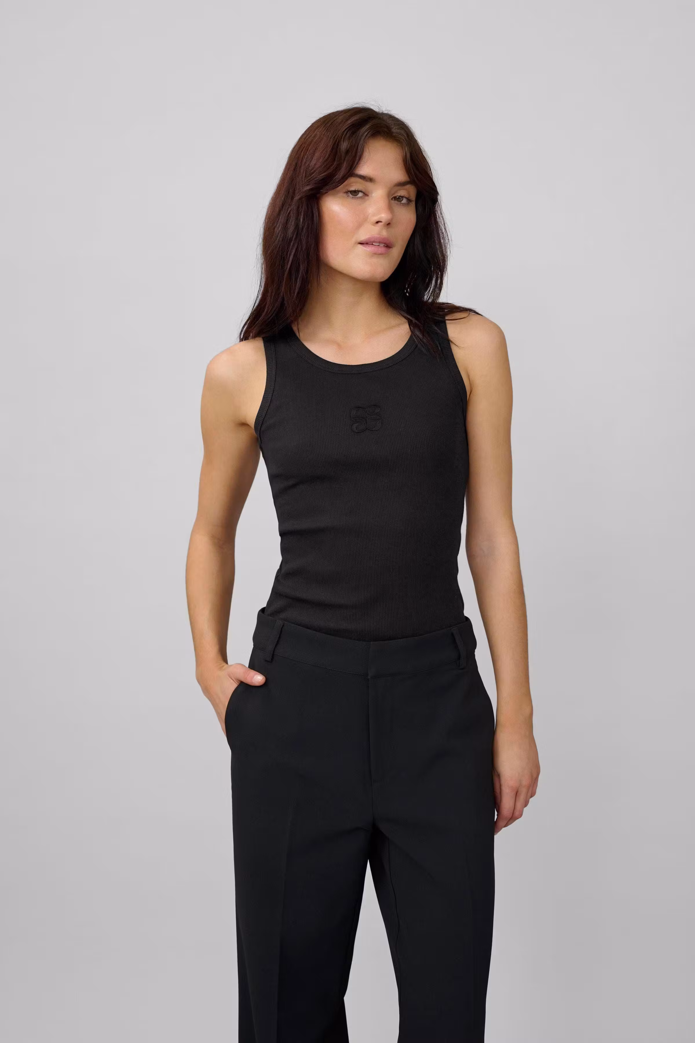 08 THE MANDY TOP LOOKBOOK FRONT 10704858-100031