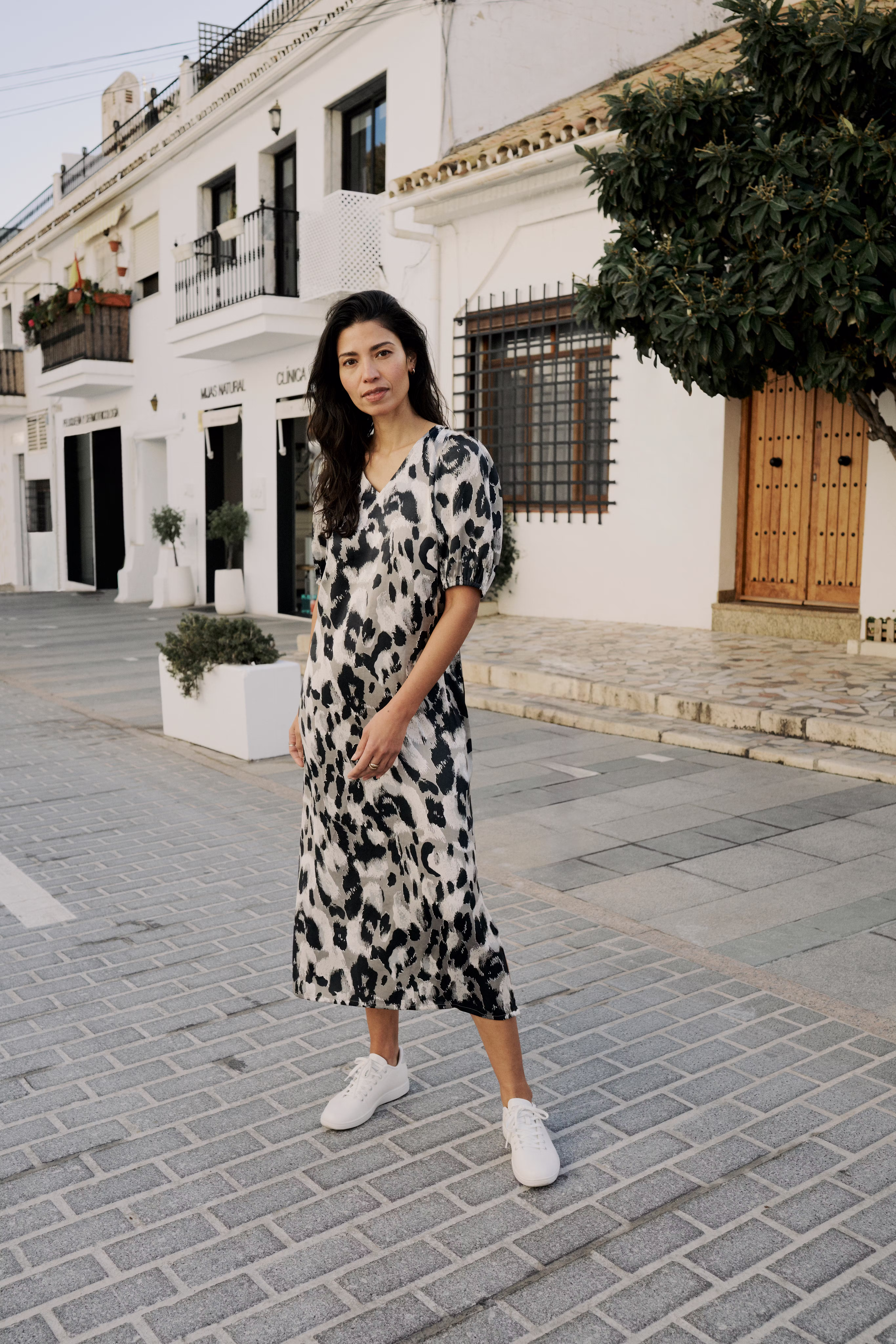 BPaddison Kleid LOCATION NONE 10590868-107599B