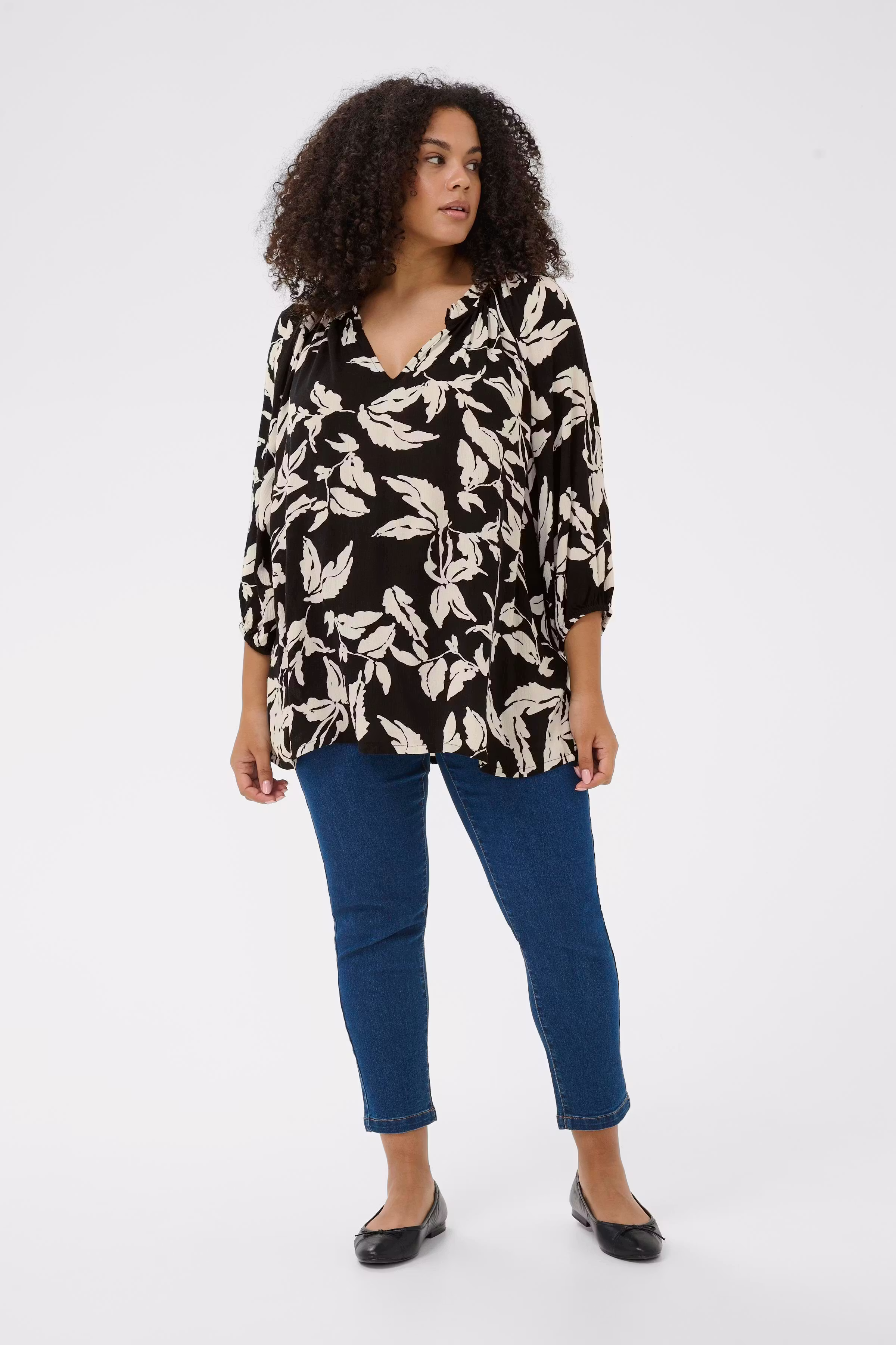 KCtrine Bluse LOOKBOOK FRONT 10583315-109244
