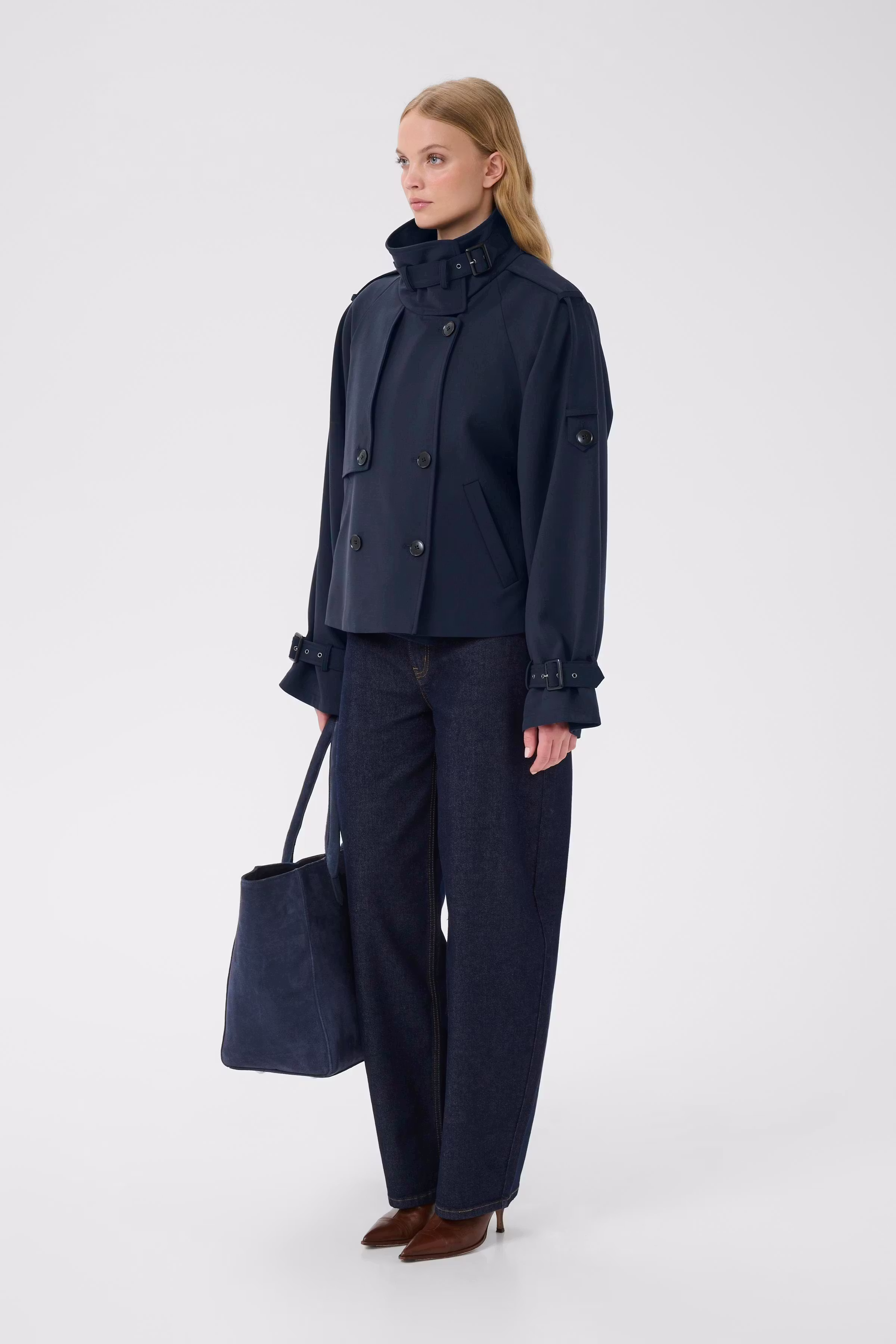 GZavic Short trench coat LOOKBOOK FRONT 10910898-193922