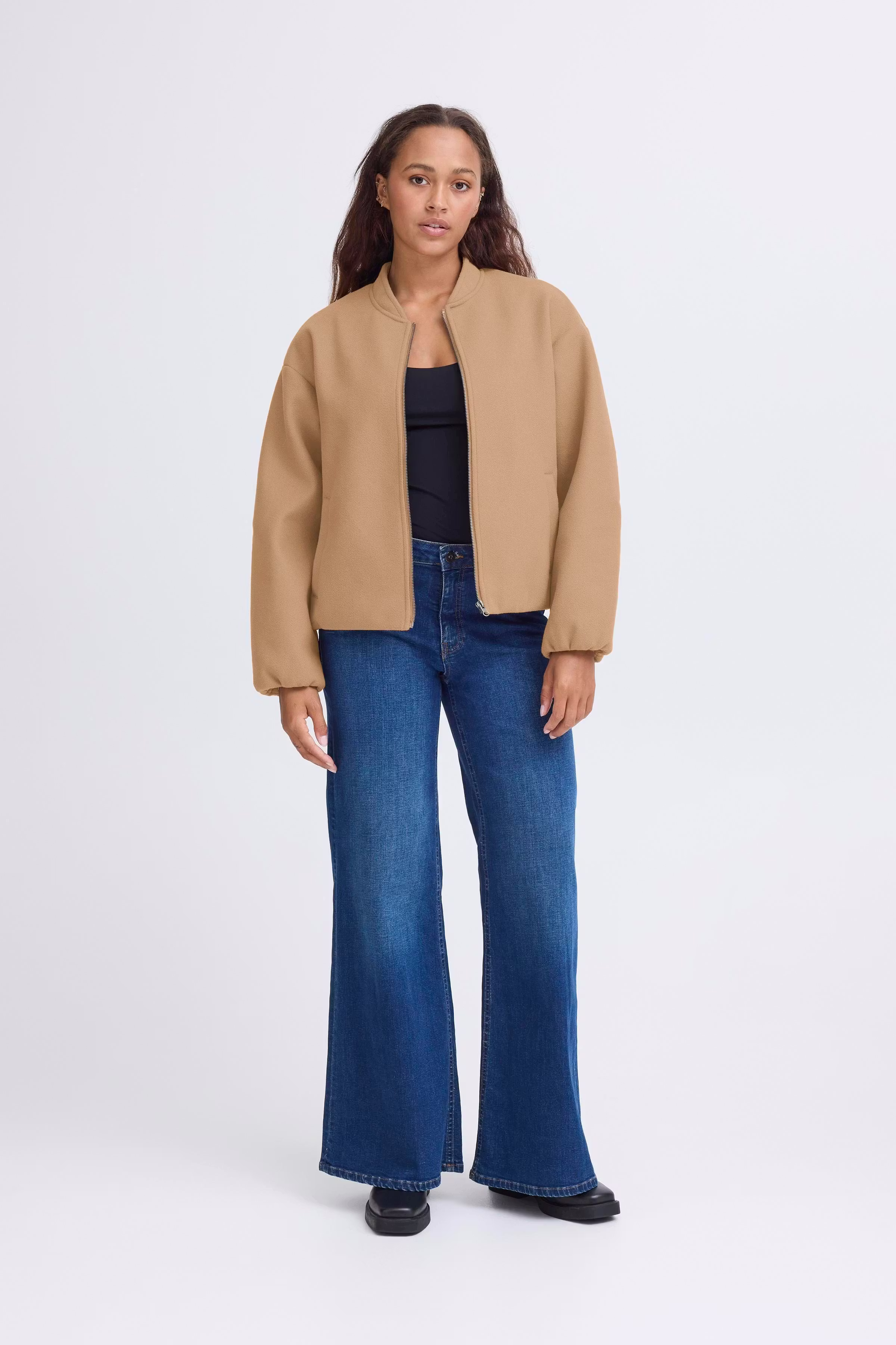 IHJANNET Yttertøy LOOKBOOK FRONT 20123147-171038