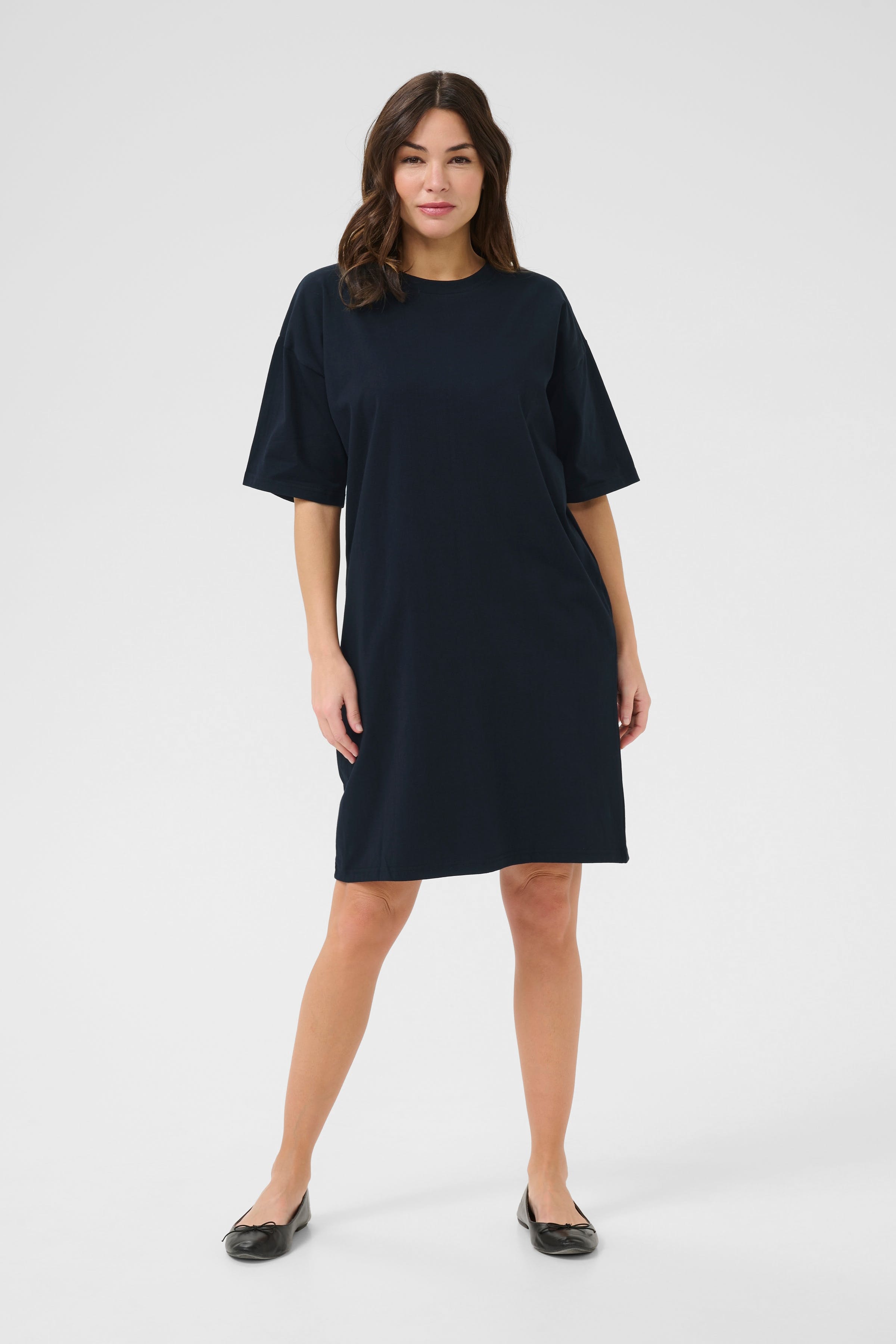 KAjudy Kleid LOOKBOOK FRONT 10510365-100121