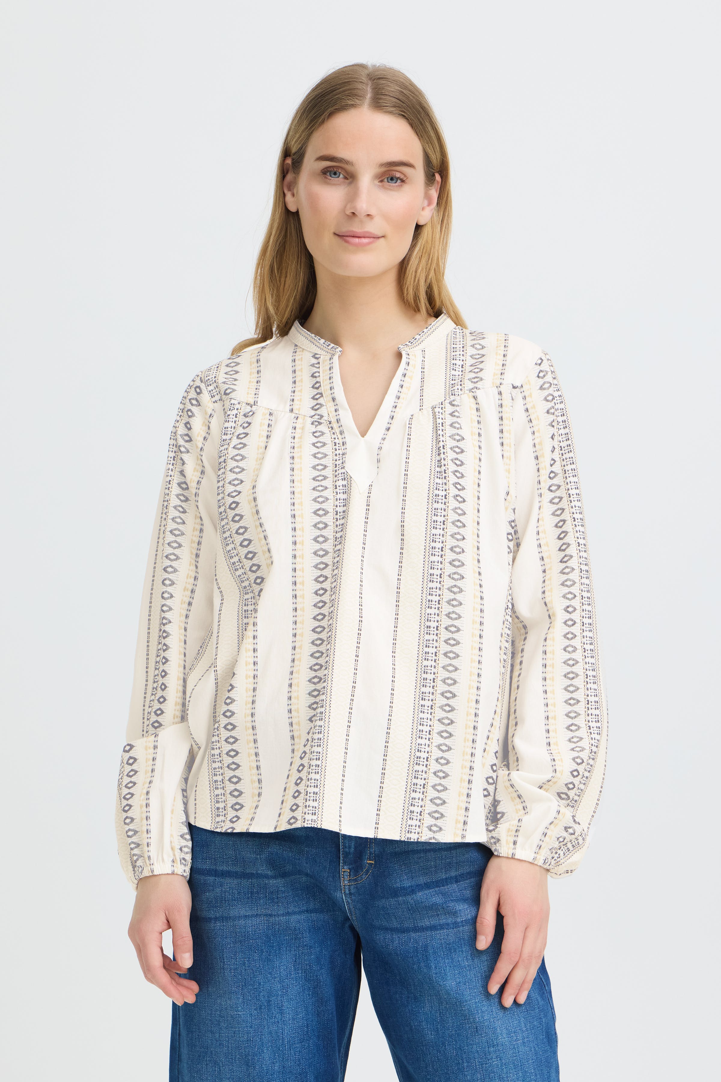 PZDITTE Bluse LOOKBOOK FRONT 50210668-130905