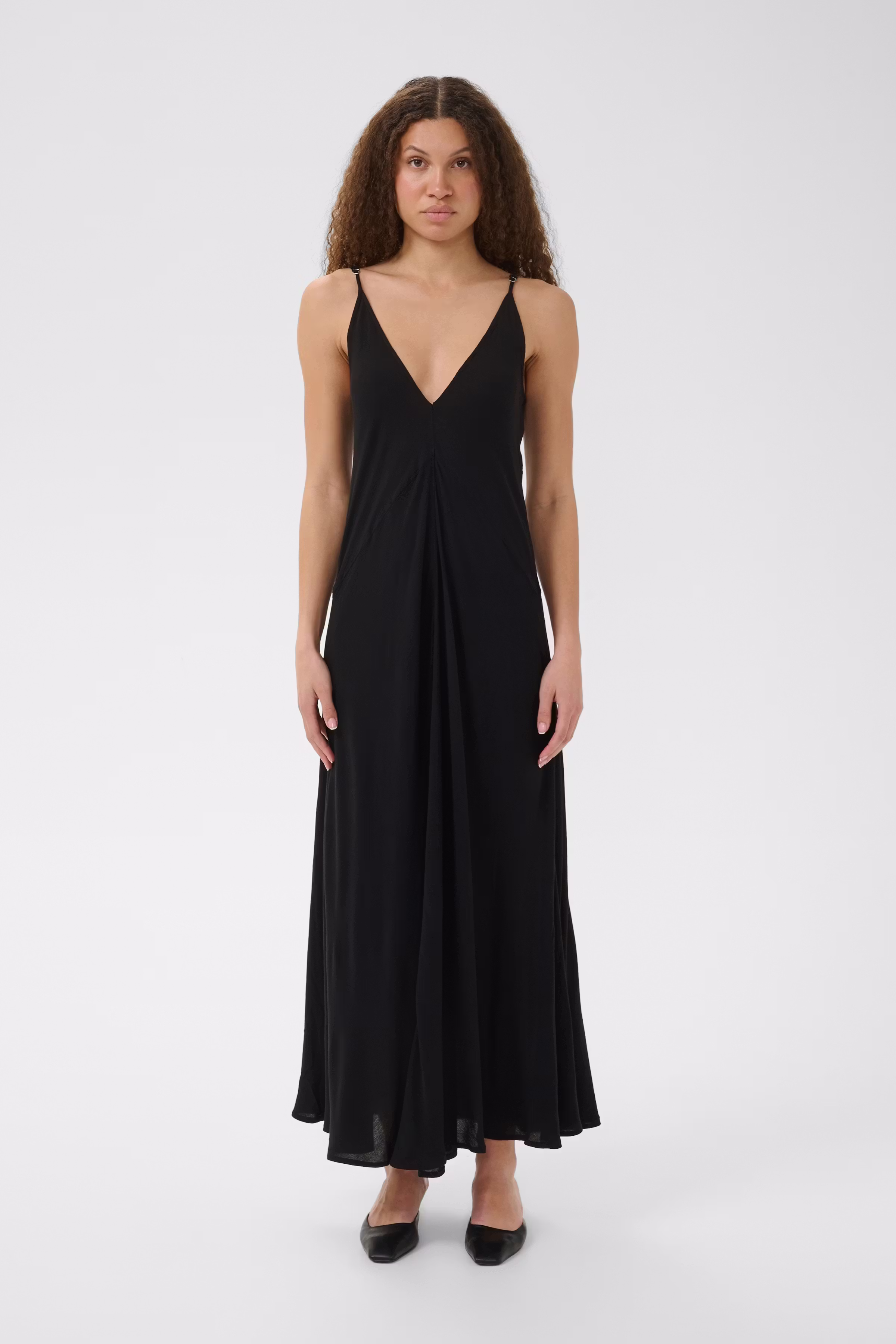 SLElonor Jurk LOOKBOOK FRONT 30408206-194008