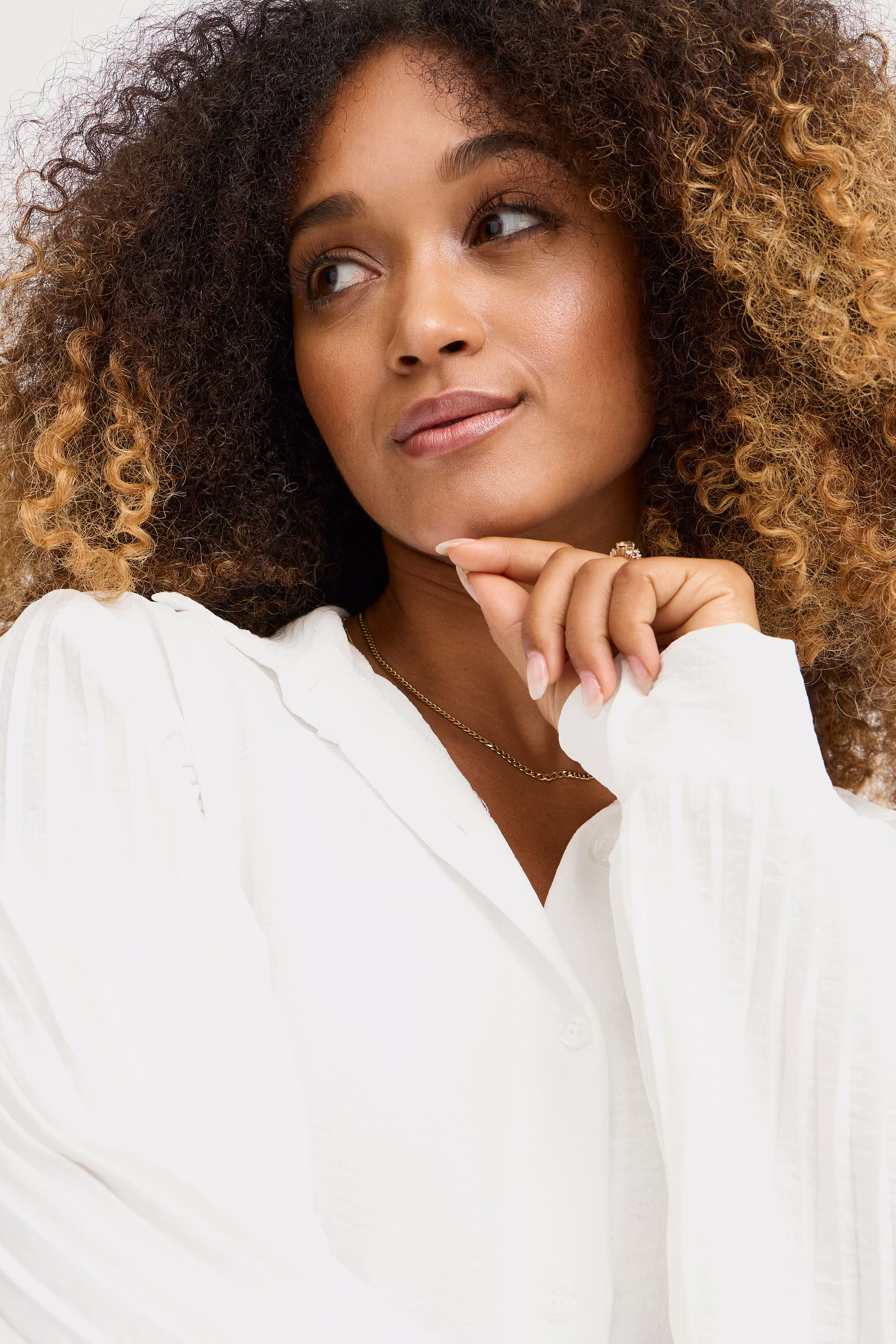 SBBELMO Bluse LOOKBOOK DETAIL 22100816-110105