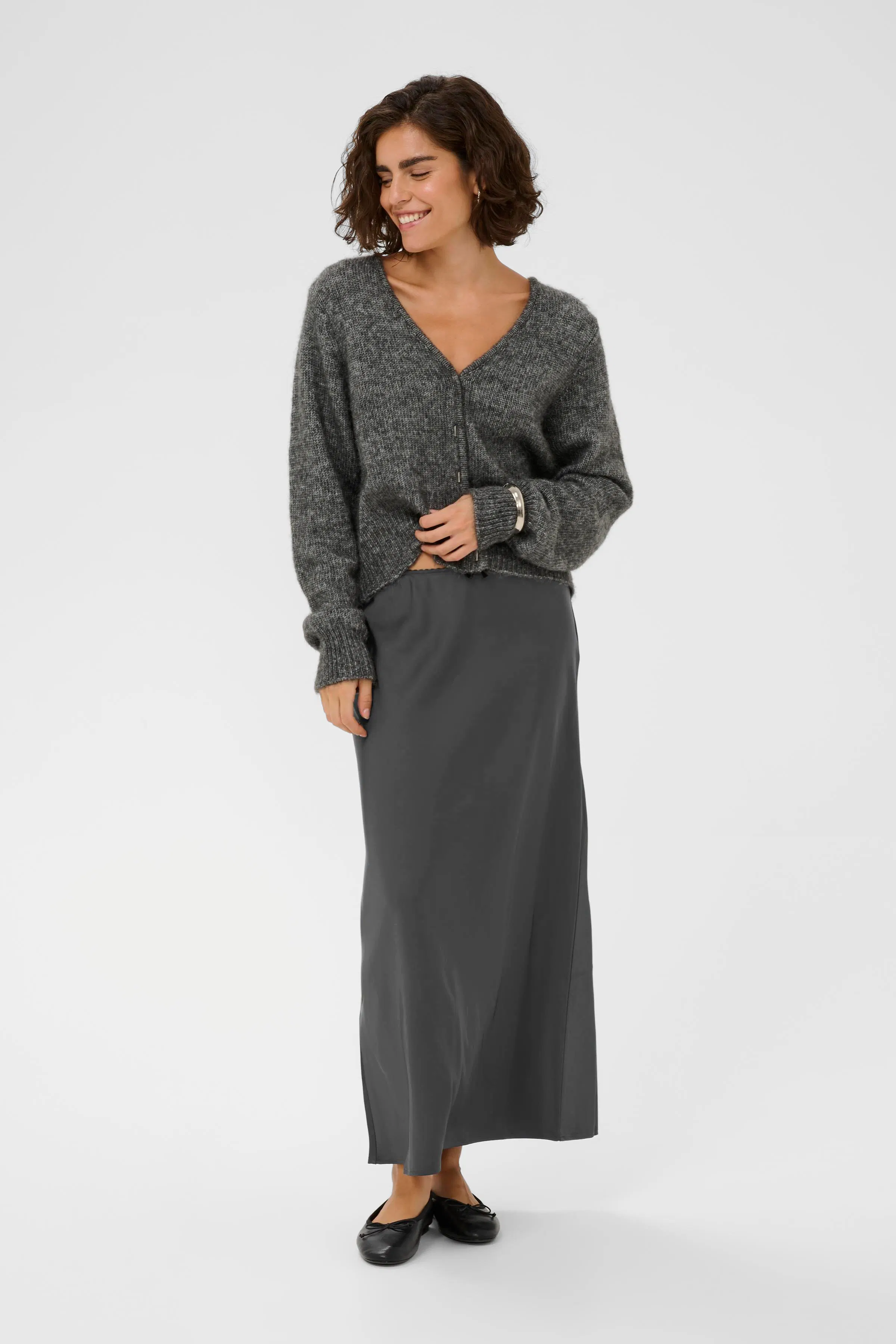 KAhill Skjørt LOOKBOOK FRONT 10510416-190205