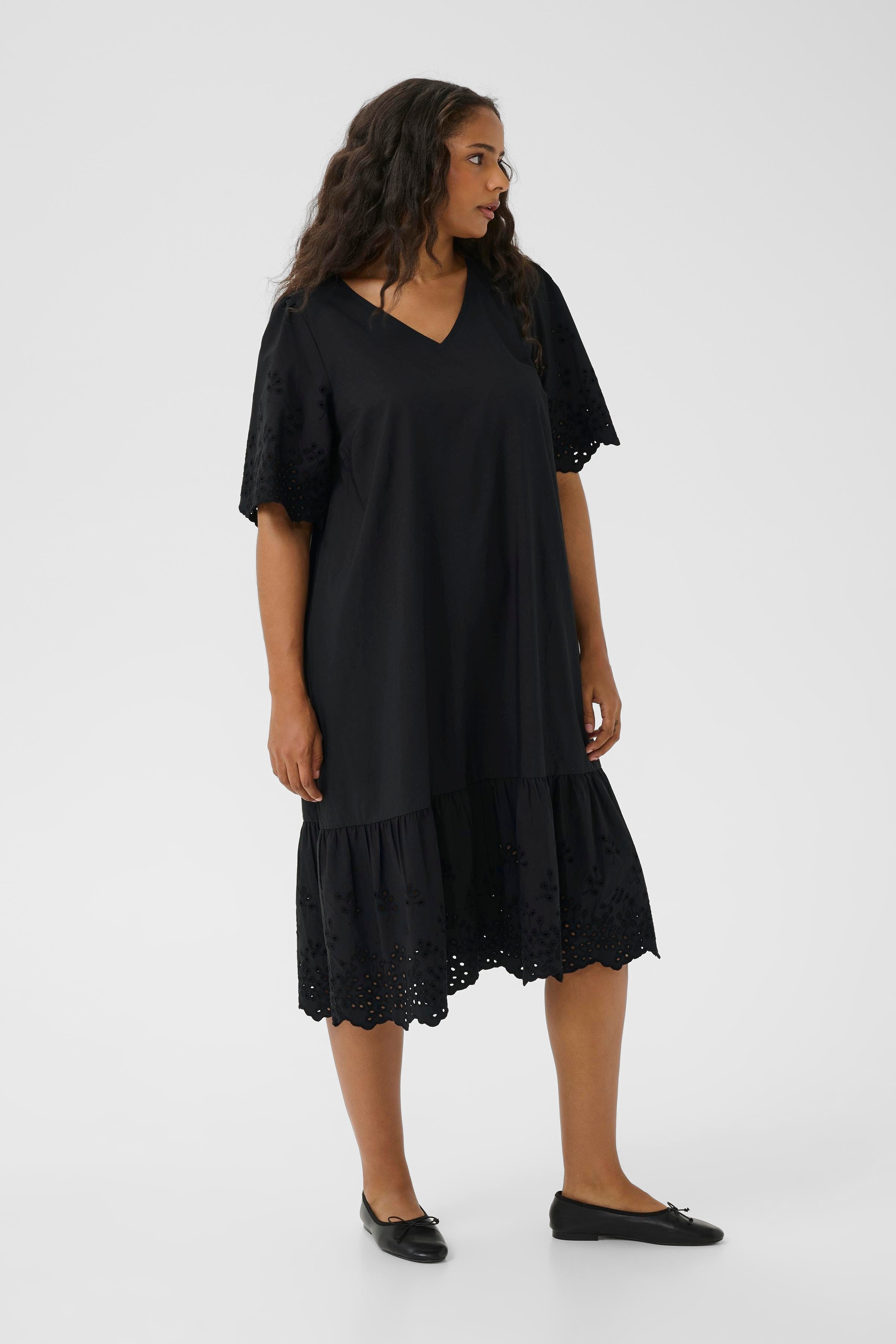 KClouisia Kleid LOOKBOOK FRONT 10583734-100121