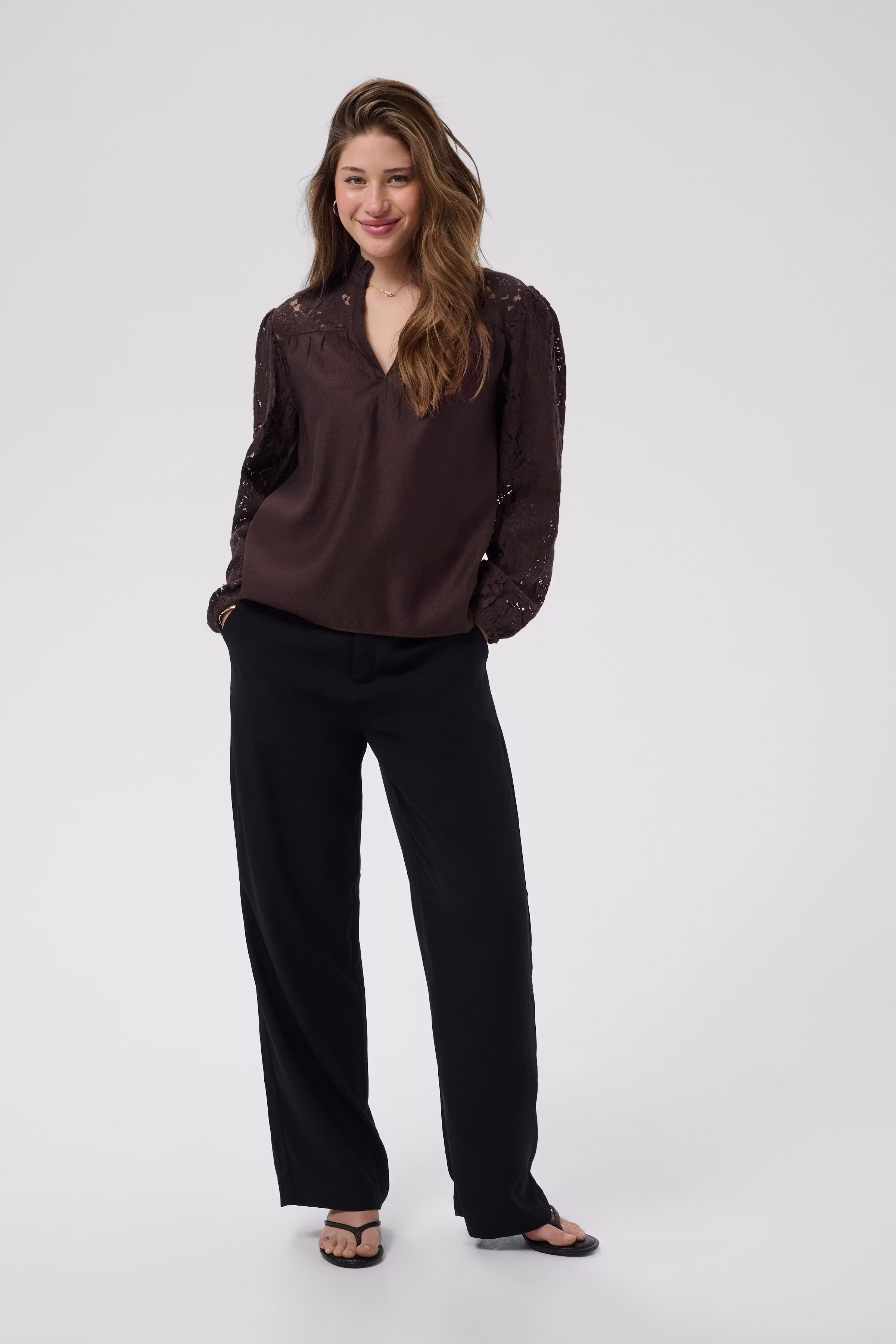CRLiselin Bluse LOOKBOOK FRONT 10613845-191110