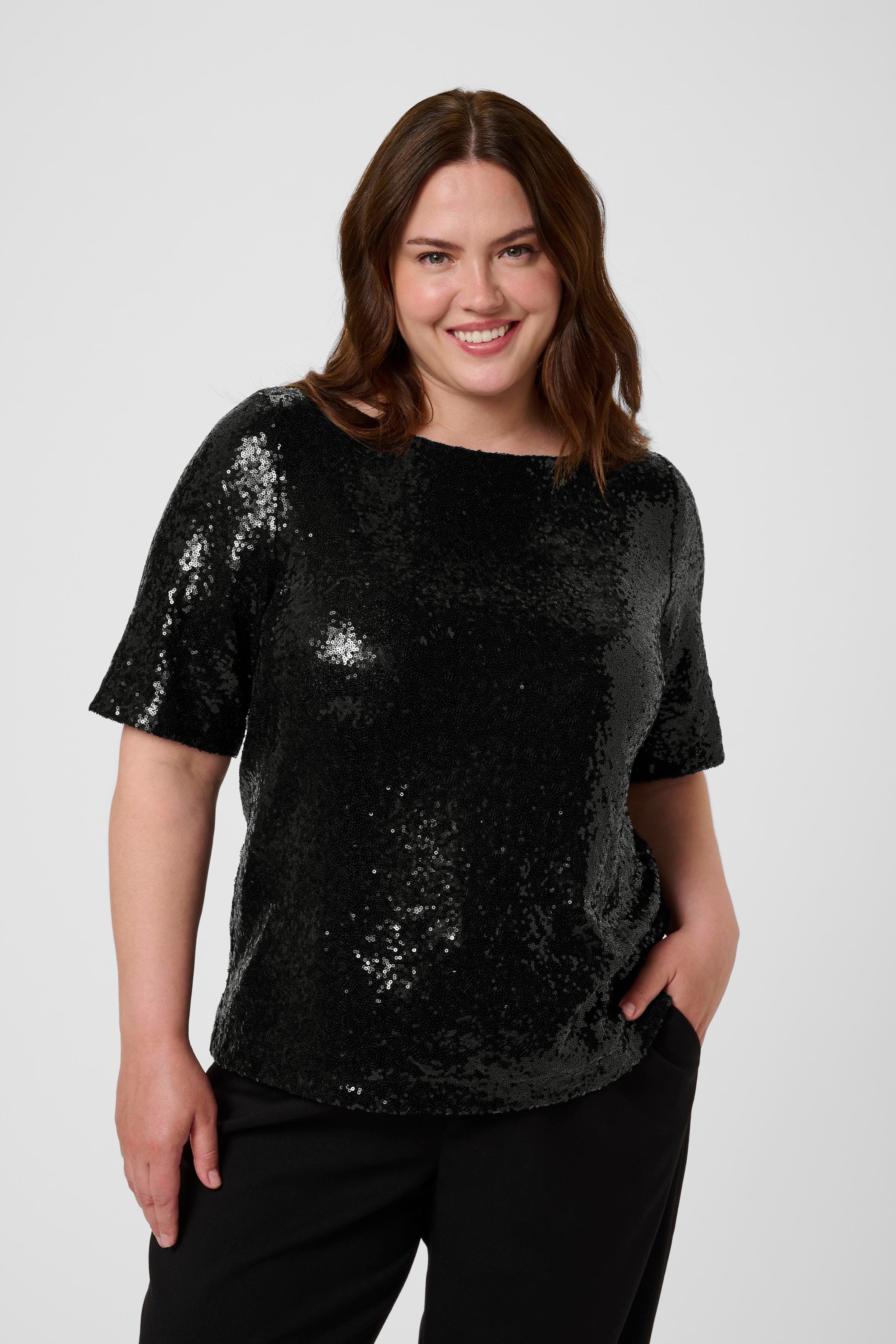 KCmirana Sequin Blouse LOOKBOOK FRONT 10583819-100121