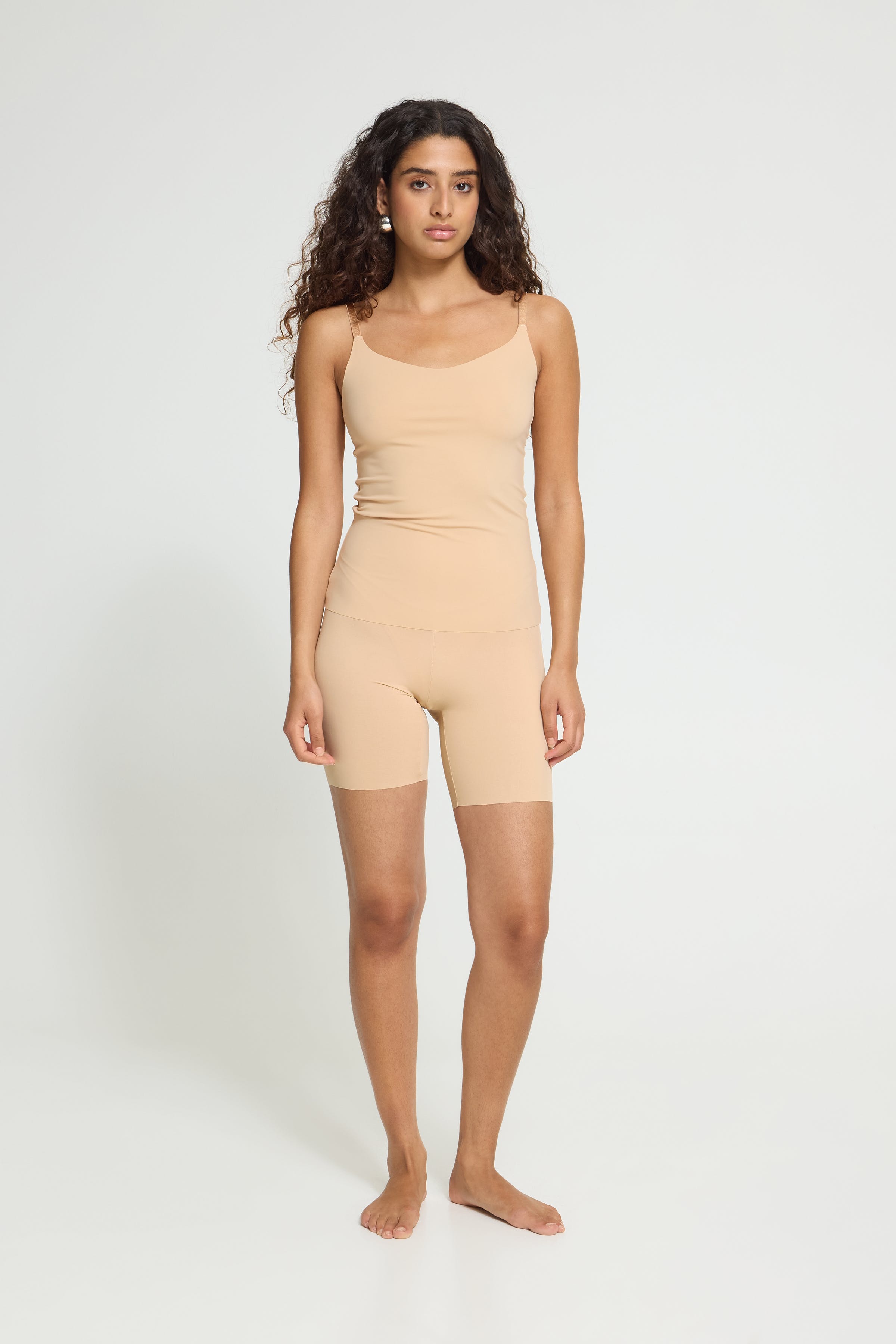 IASIV Shorts LOOKBOOK FRONT 20114192-161334