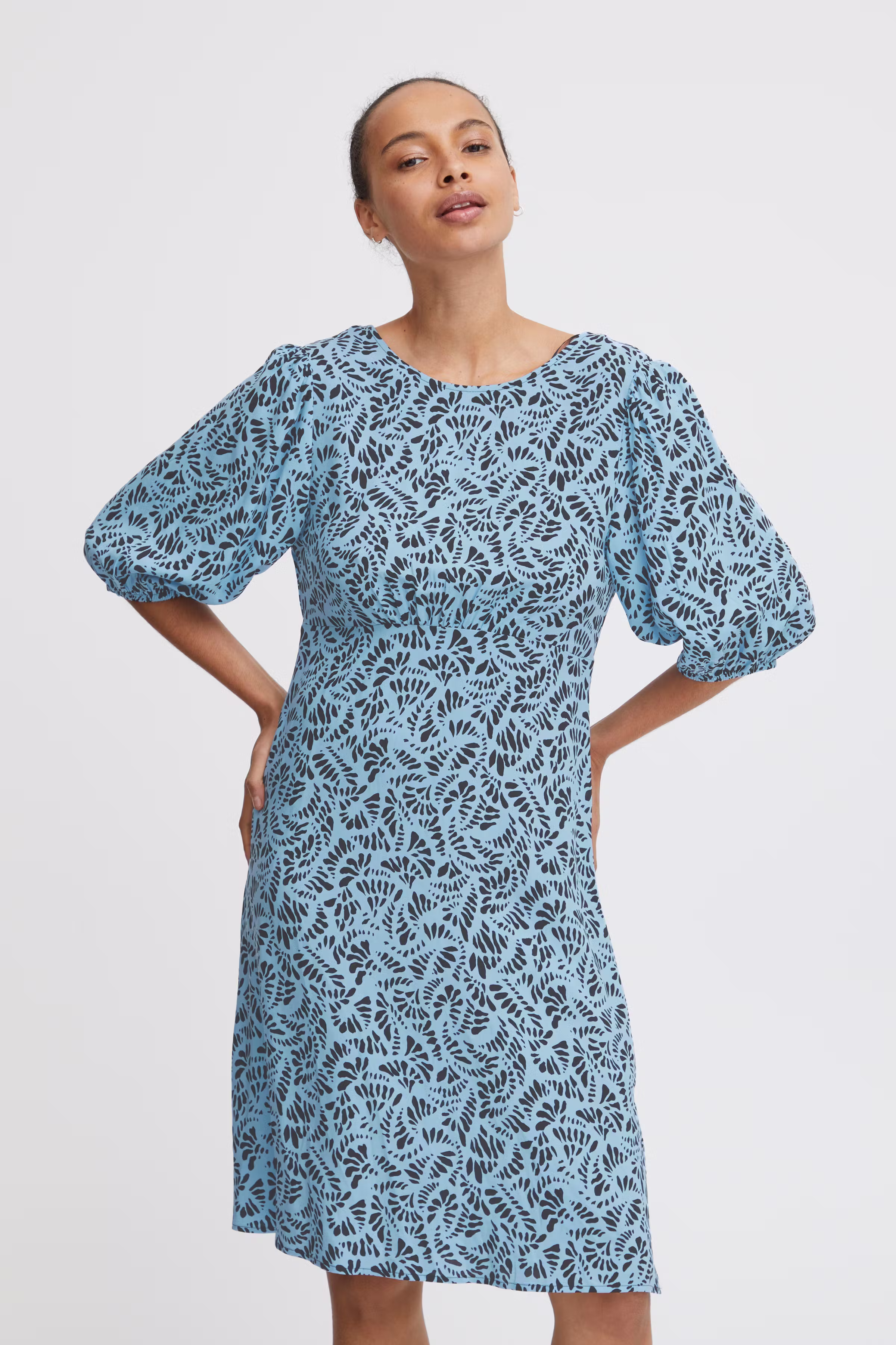 BYMMJOELLA Kjole LOOKBOOK FRONT 20814537-202957