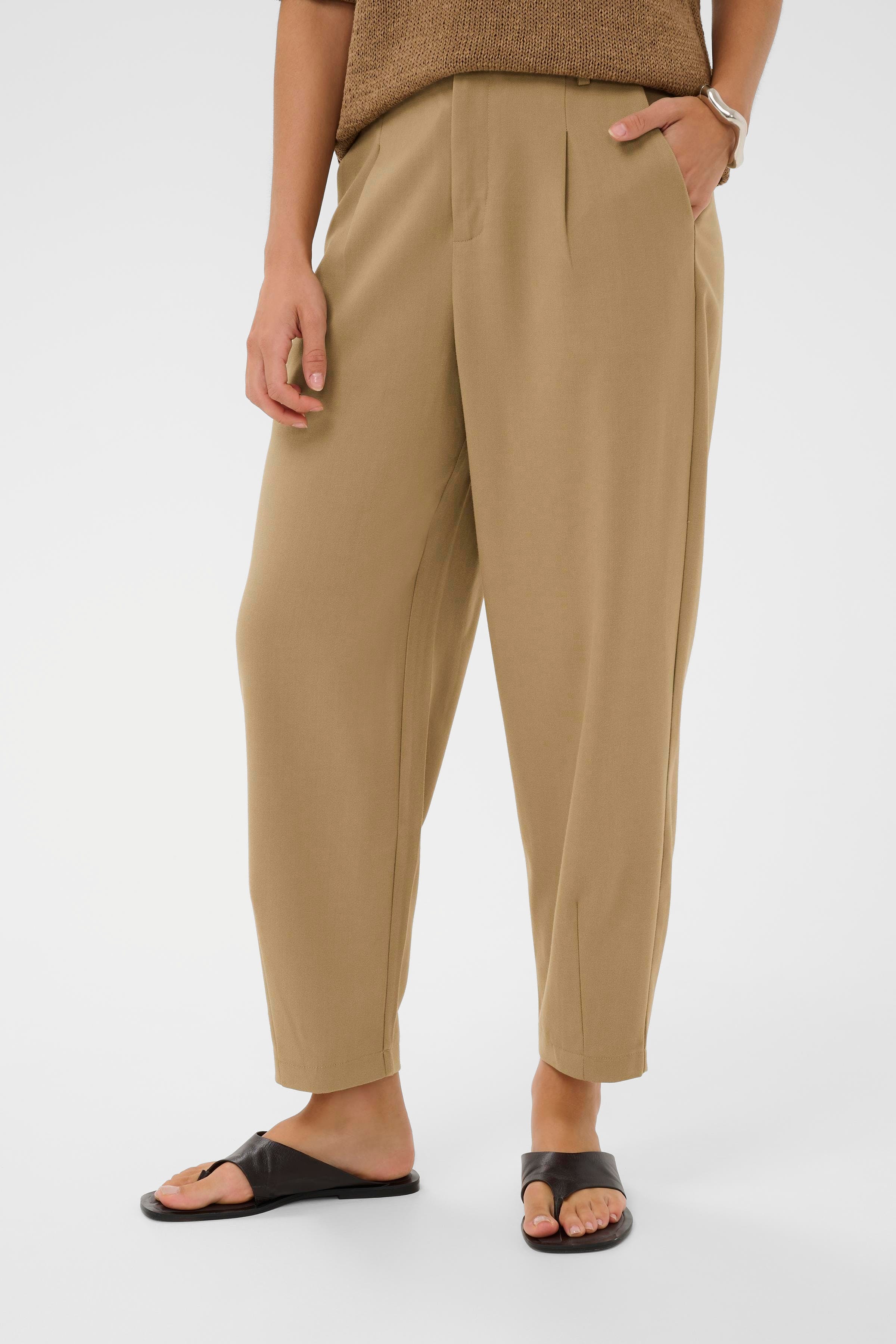KAmerle Trousers LOOKBOOK FRONT 10504769-171115