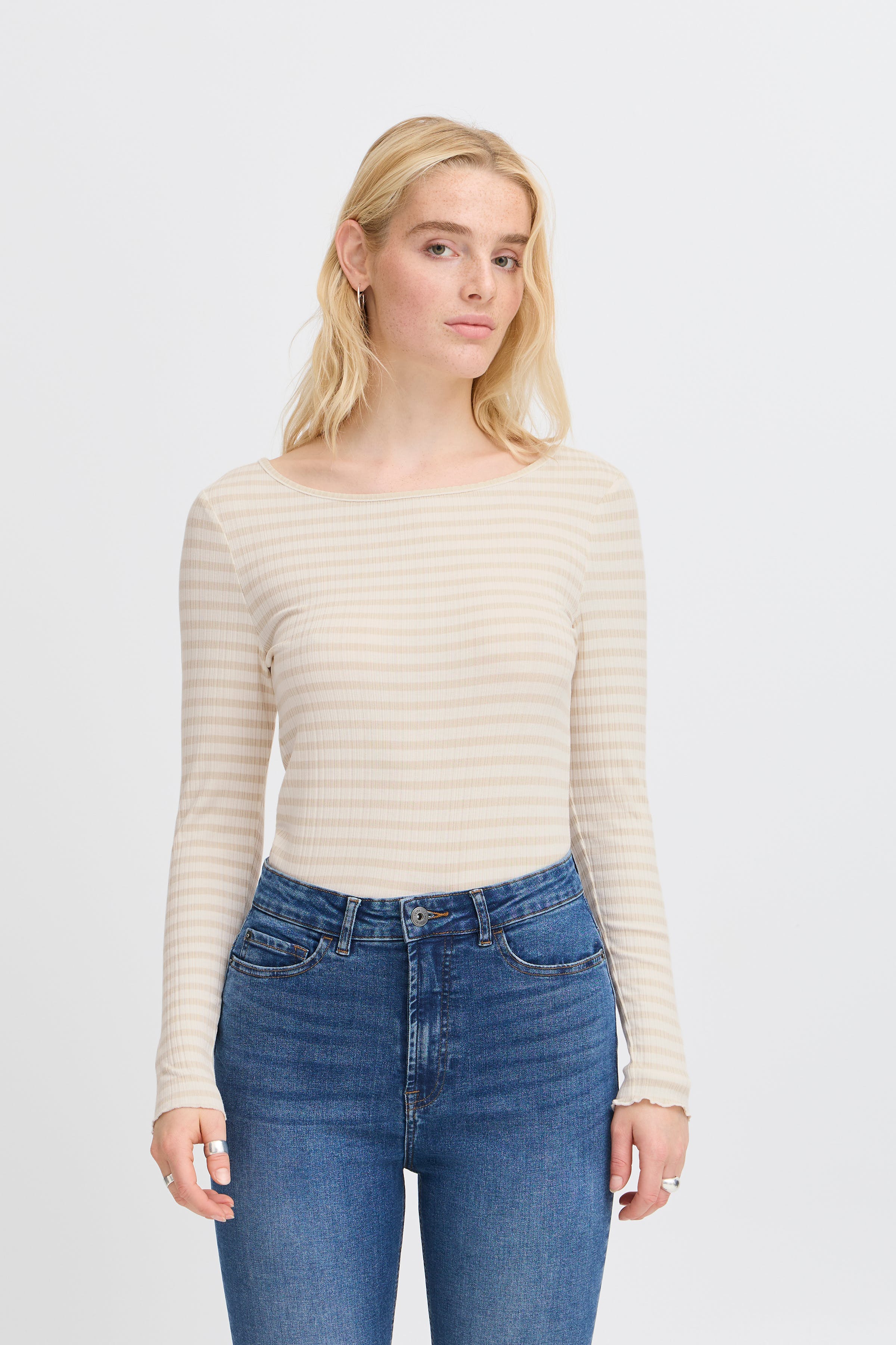 IHCELLA T-shirt met lange mouwen LOOKBOOK FRONT 20122819-204496