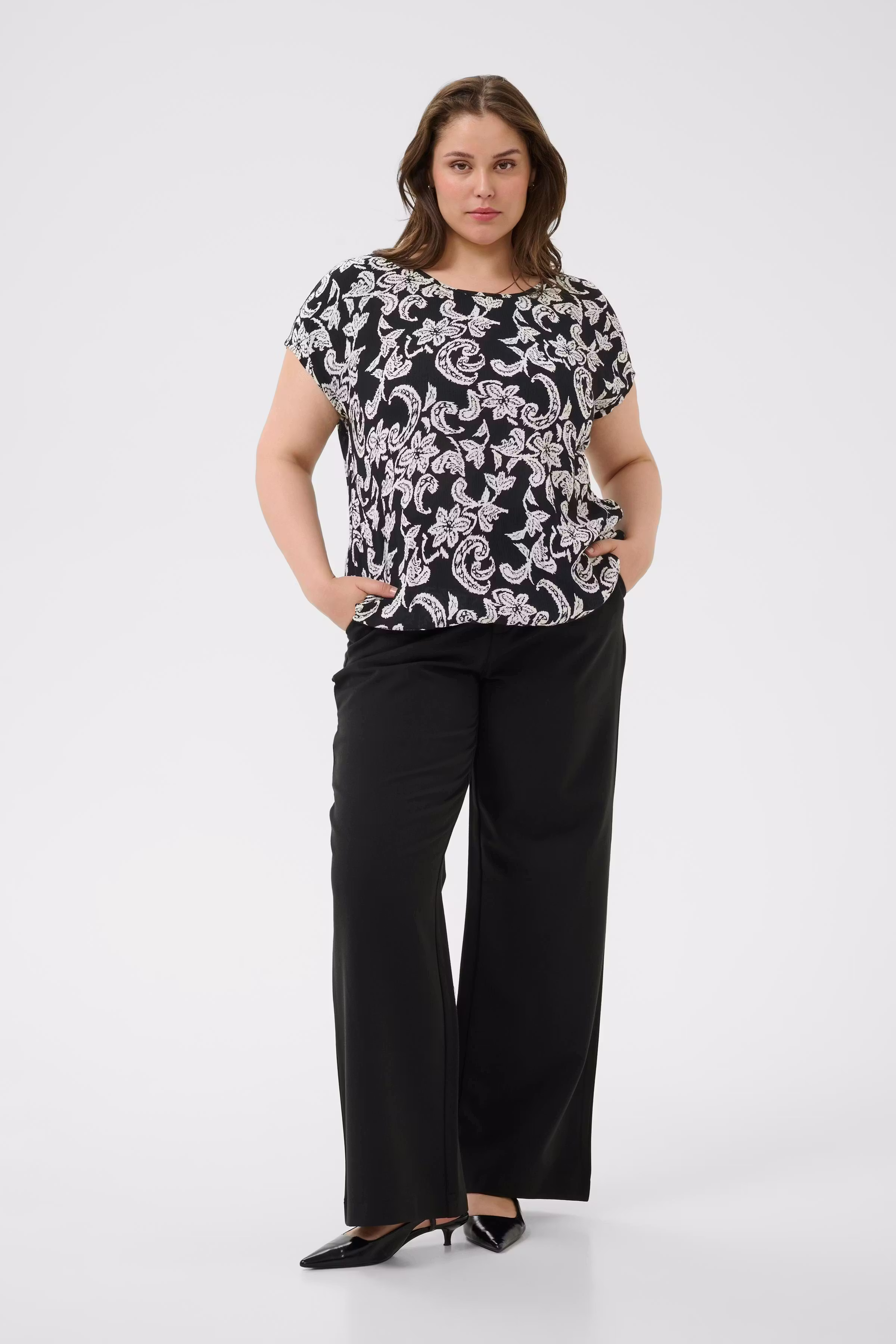 KCami Bluse LOOKBOOK FRONT 10582027-108945