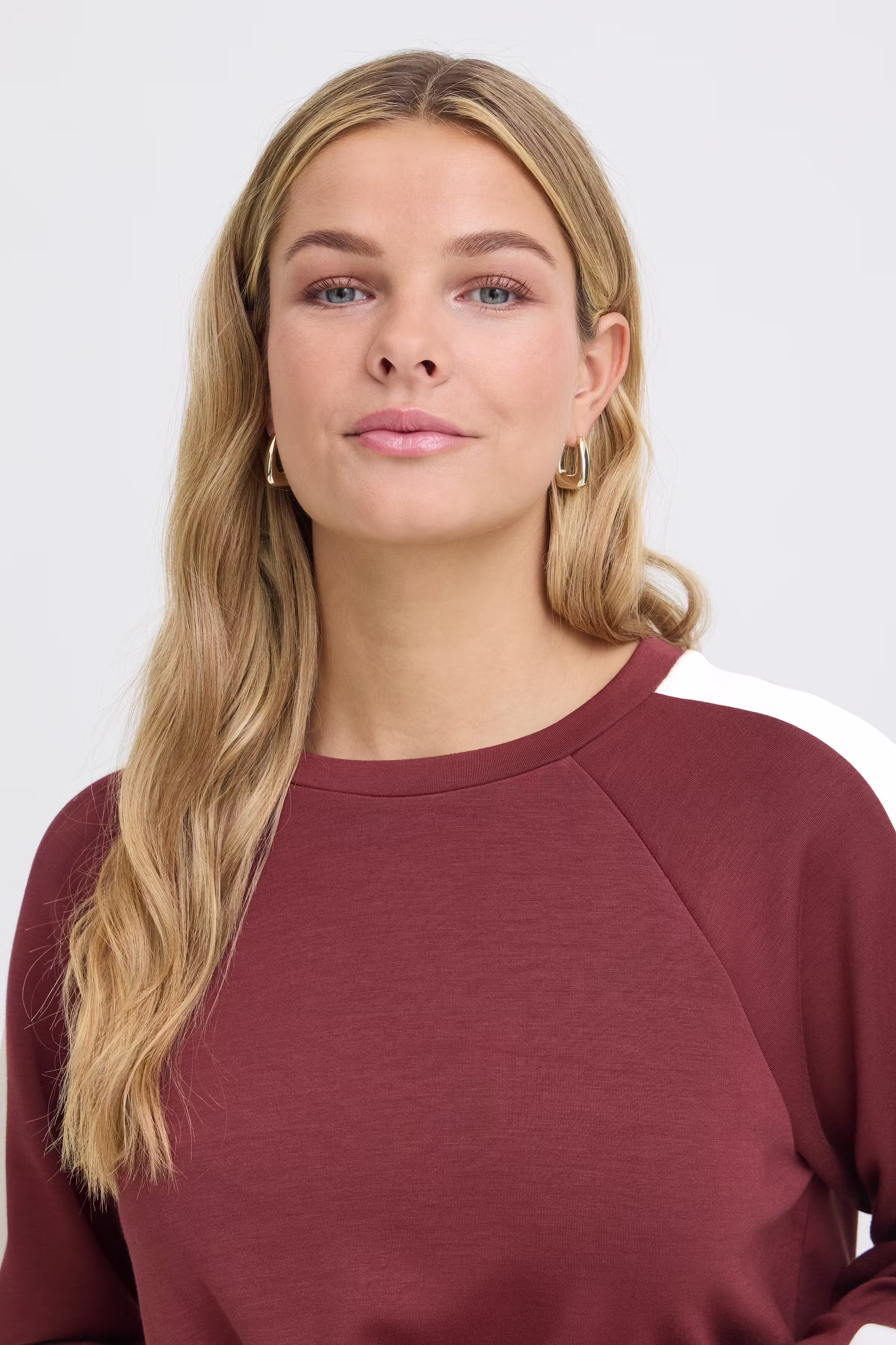 FRAURORA Sweatshirt LOOKBOOK DETAIL 20618035-900010107