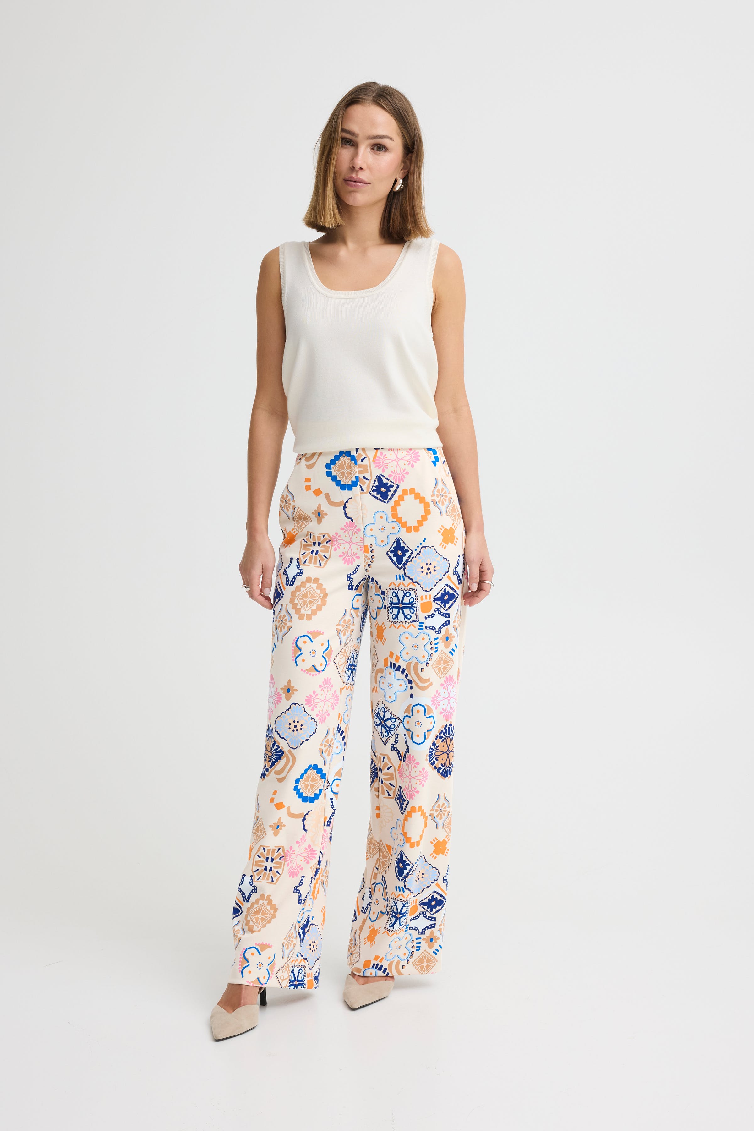 IHKATE Hose LOOKBOOK FRONT 20125626-900005486