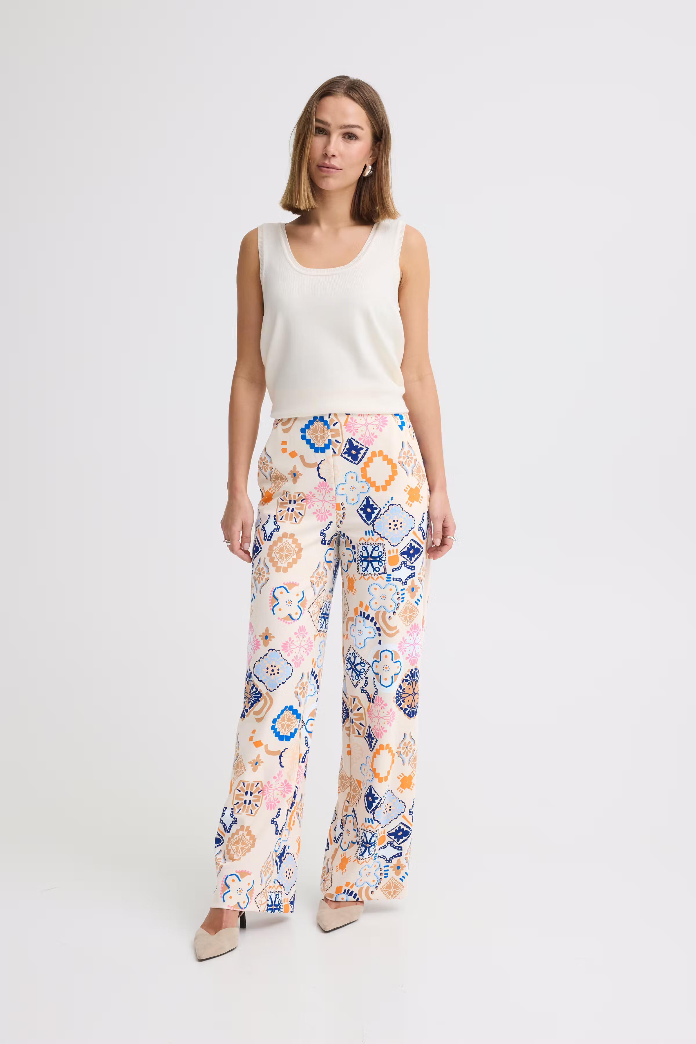 IHKATE Bukser LOOKBOOK FRONT 20125626-900005486
