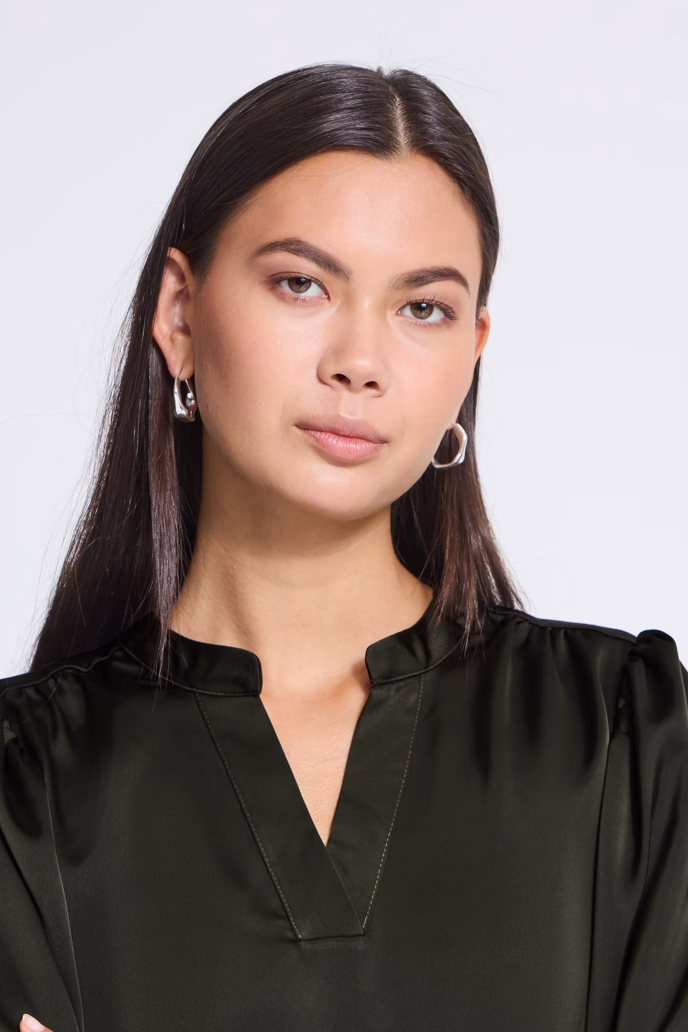 IHLETTA Bluse LOOKBOOK DETAIL 20126768-190509