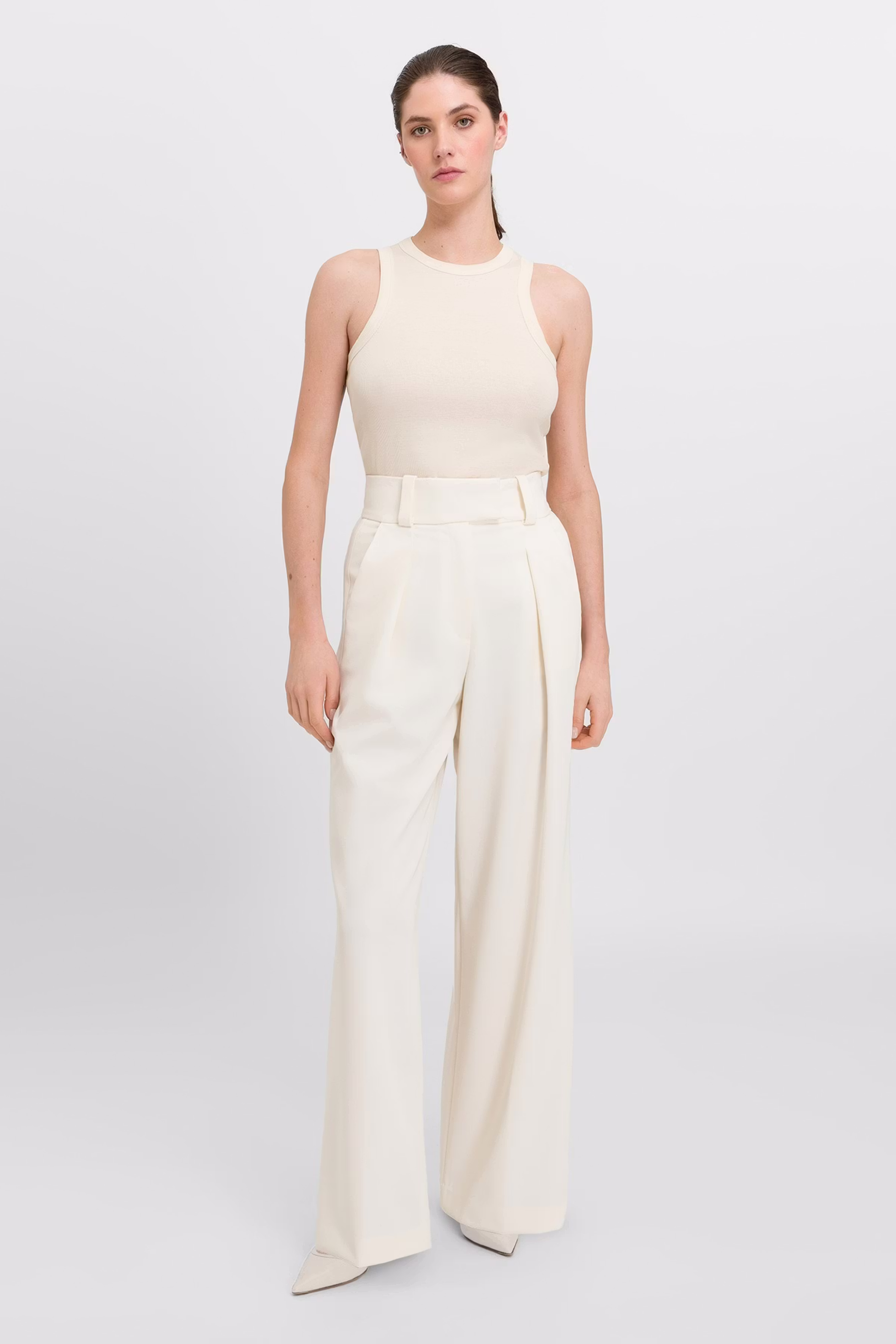 Klara Top LOOKBOOK FRONT 30600545-WH014