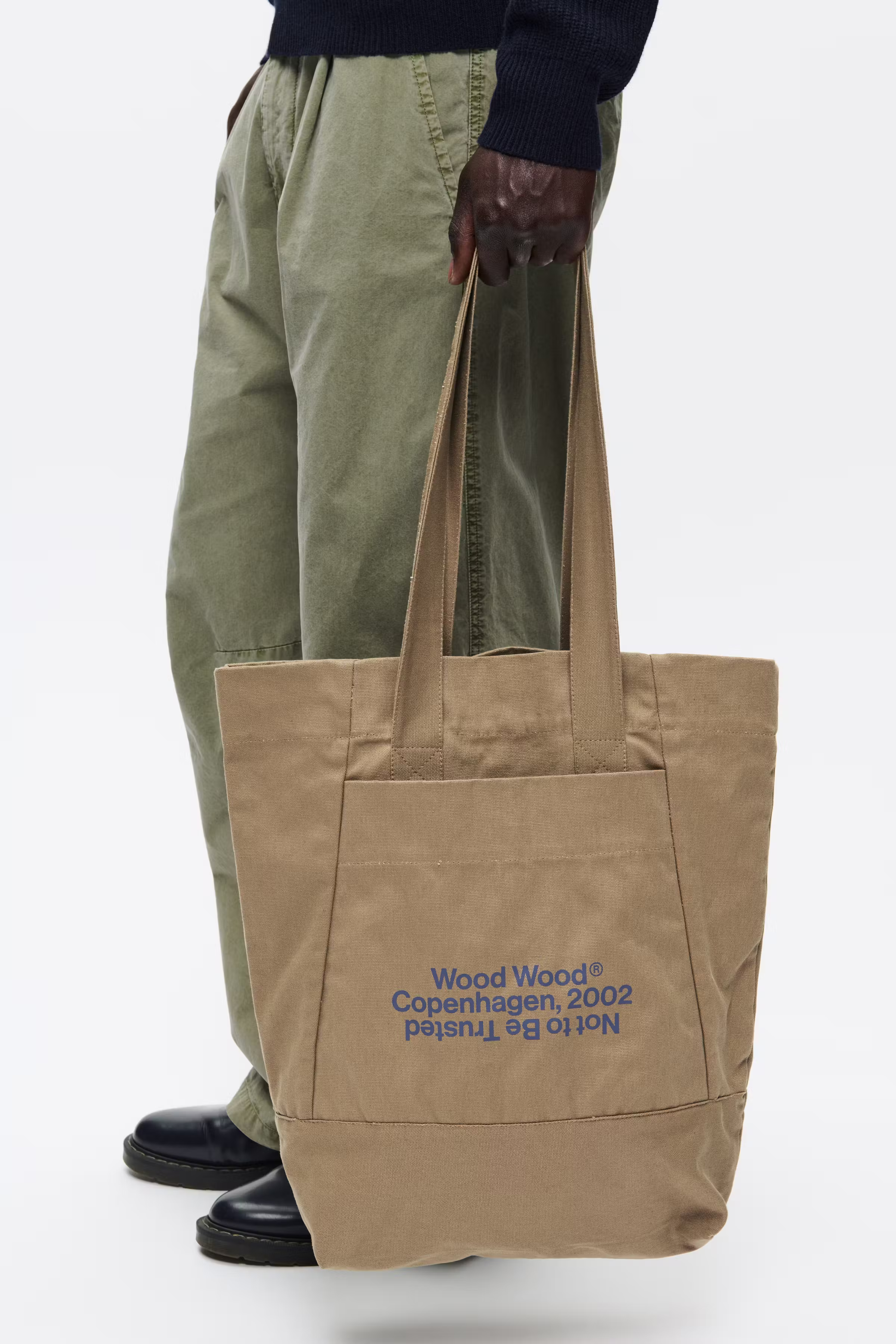 WWWade Tasche LOCATION NONE 30251807-161109