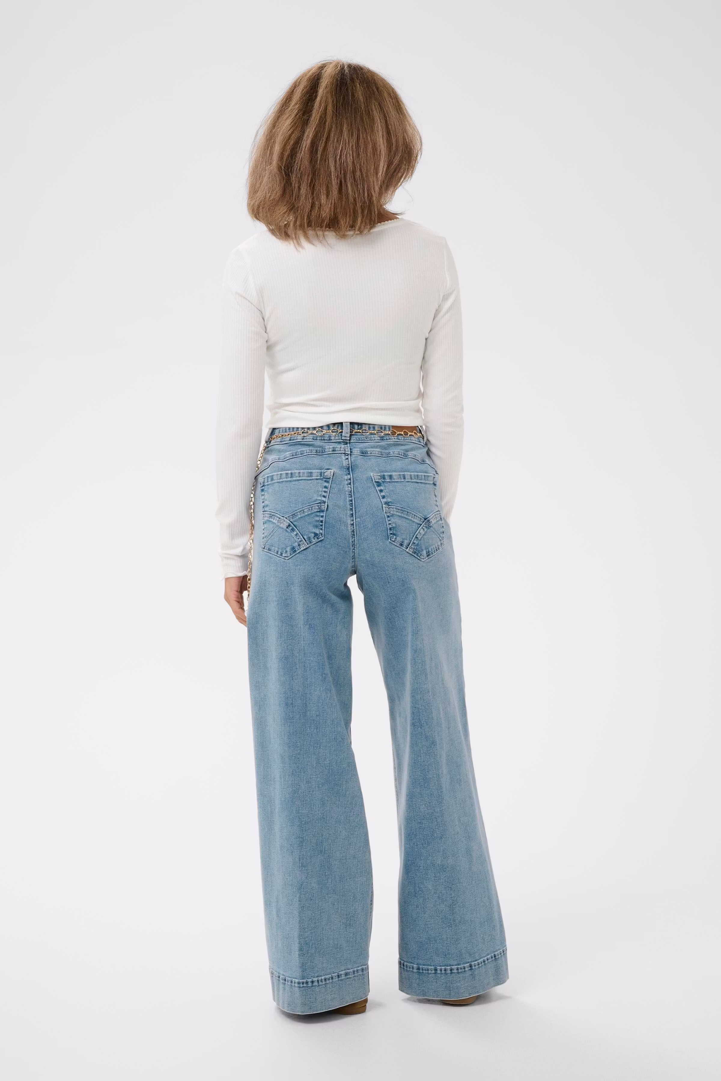 CRRita Jeans LOOKBOOK BACK 10614806-109163