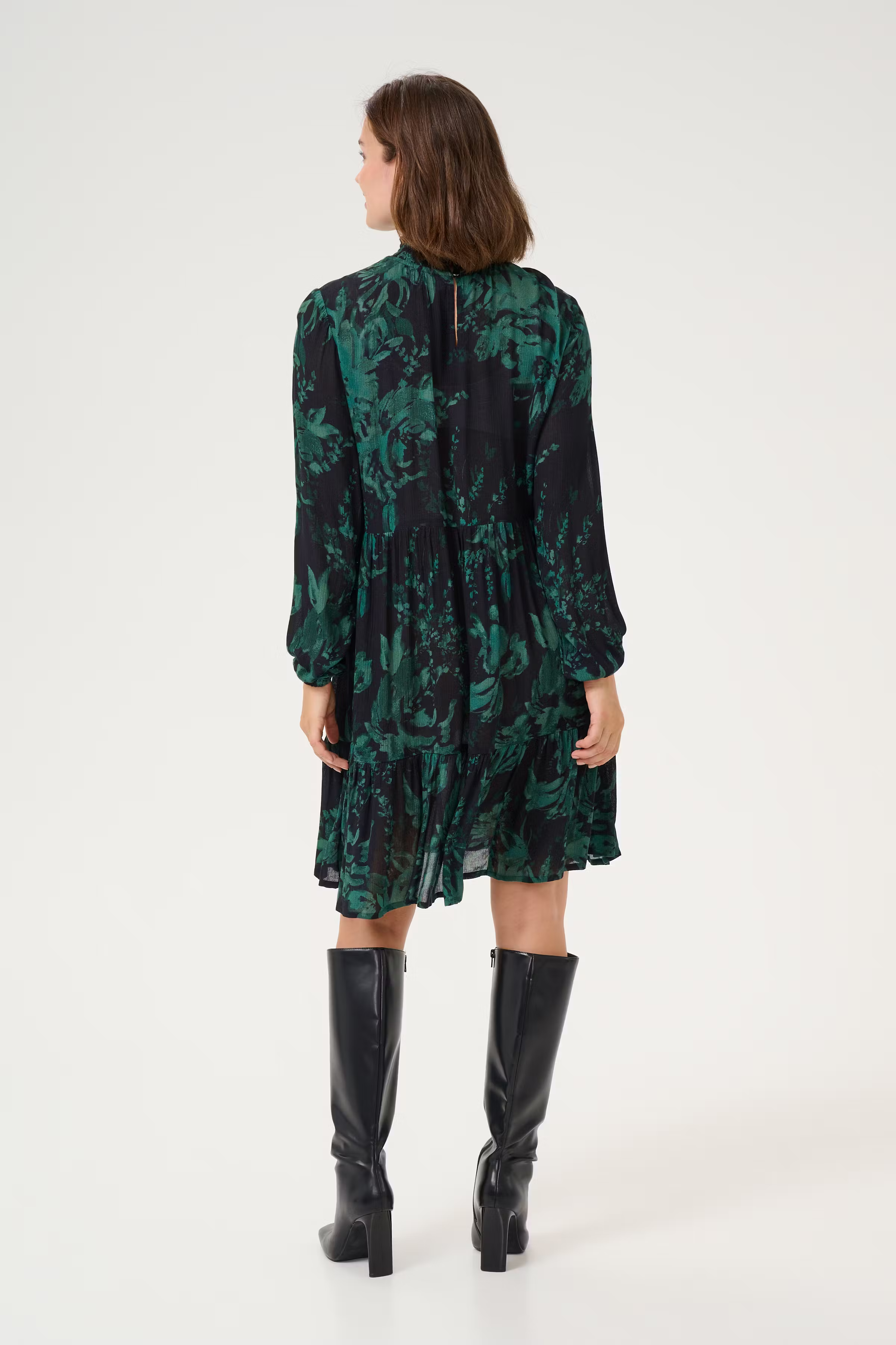 KArikka Dress LOOKBOOK BACK 10507039-107151