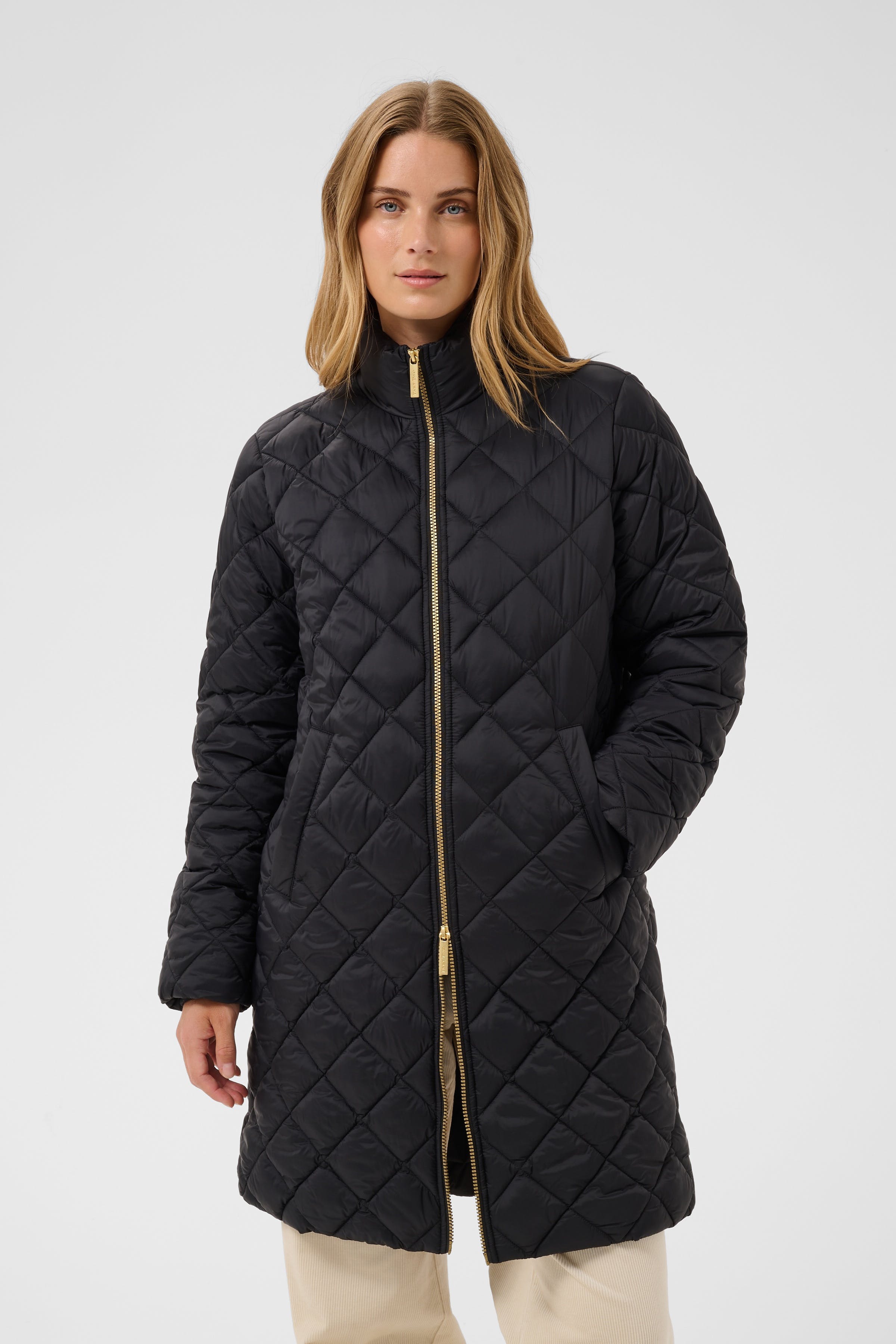 OlilanaPW Outerwear LOOKBOOK FRONT 30310629-194008