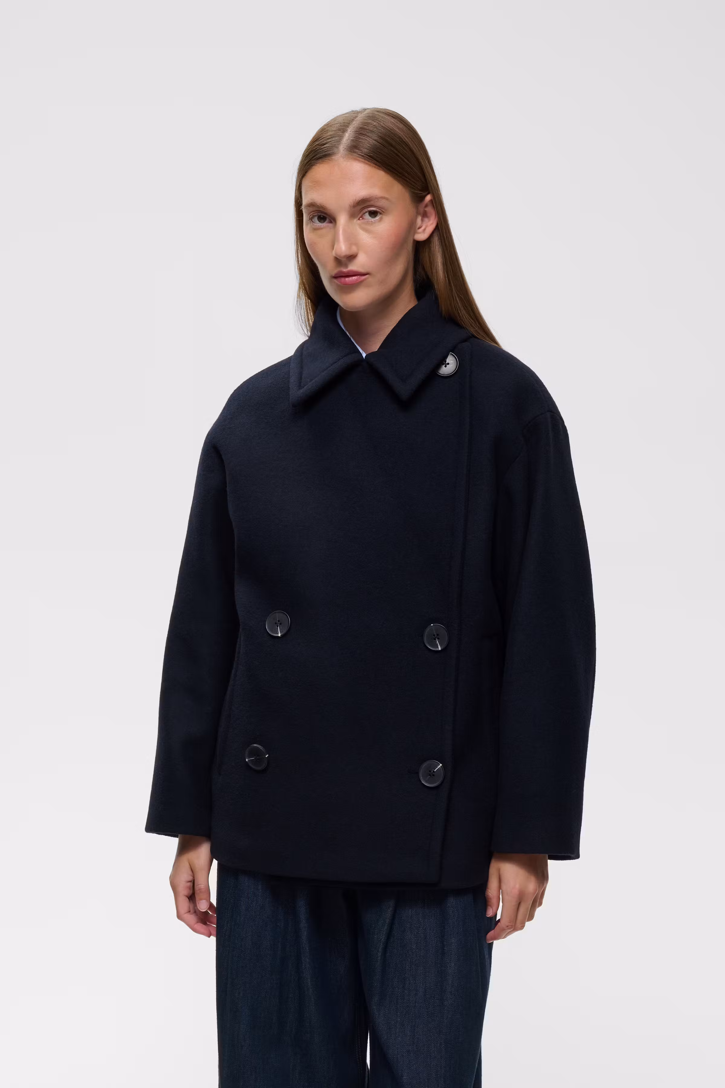 ZORAHIW Coat LOOKBOOK FRONT 30112649-300005