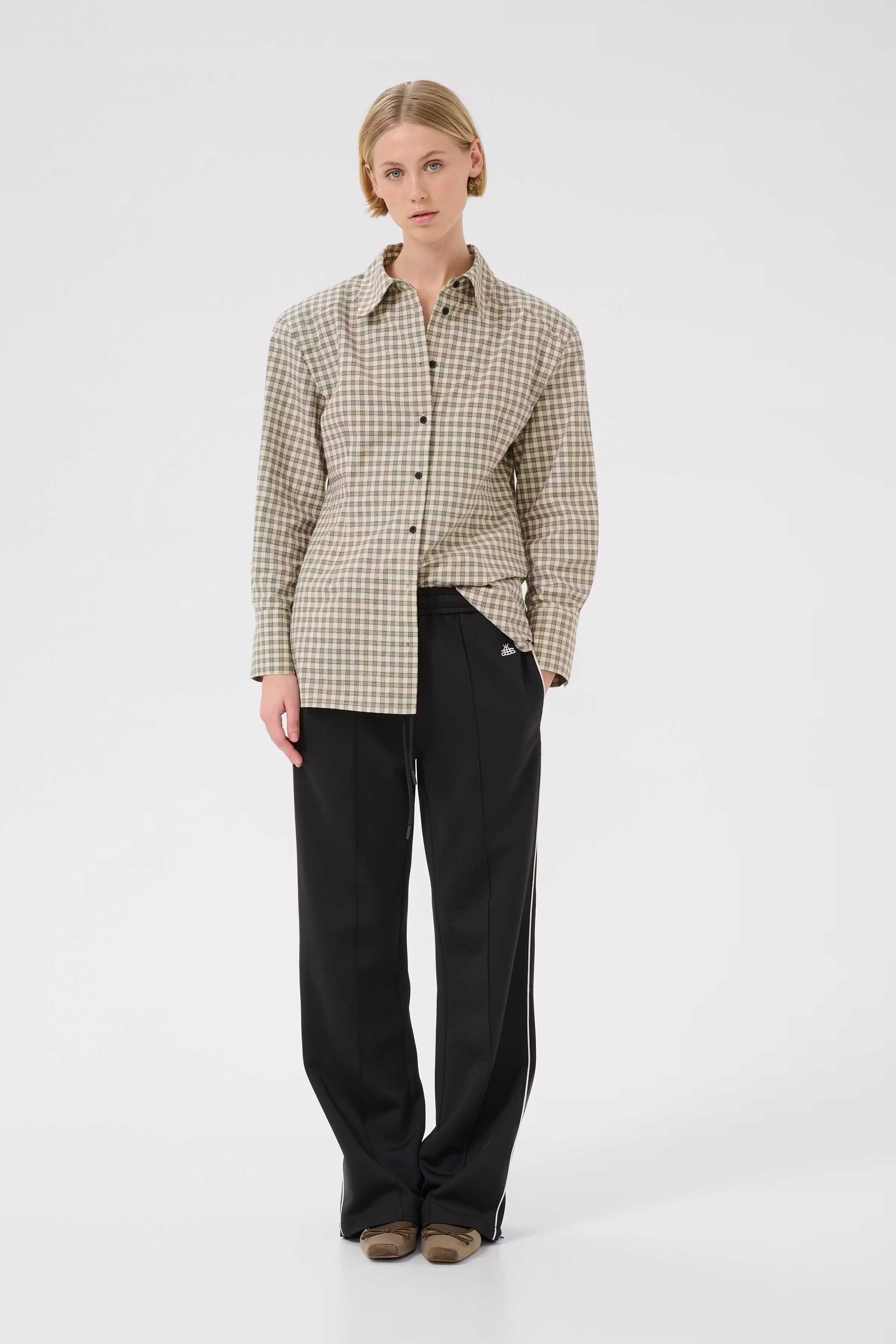 KBBarbara Sweatpants LOOKBOOK FRONT 10105595-194008