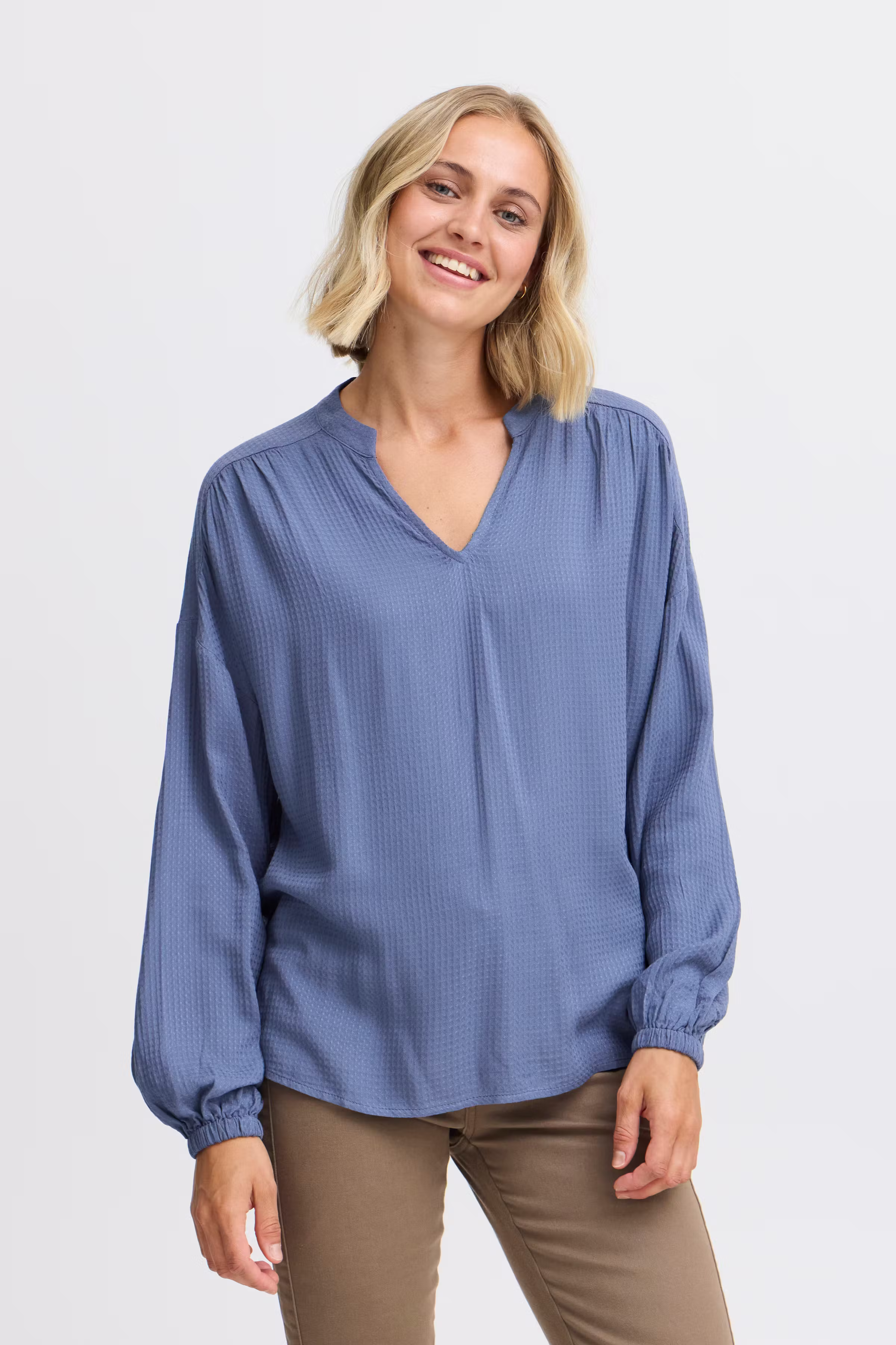 FROLINE Bluse LOOKBOOK FRONT 20614143-193929