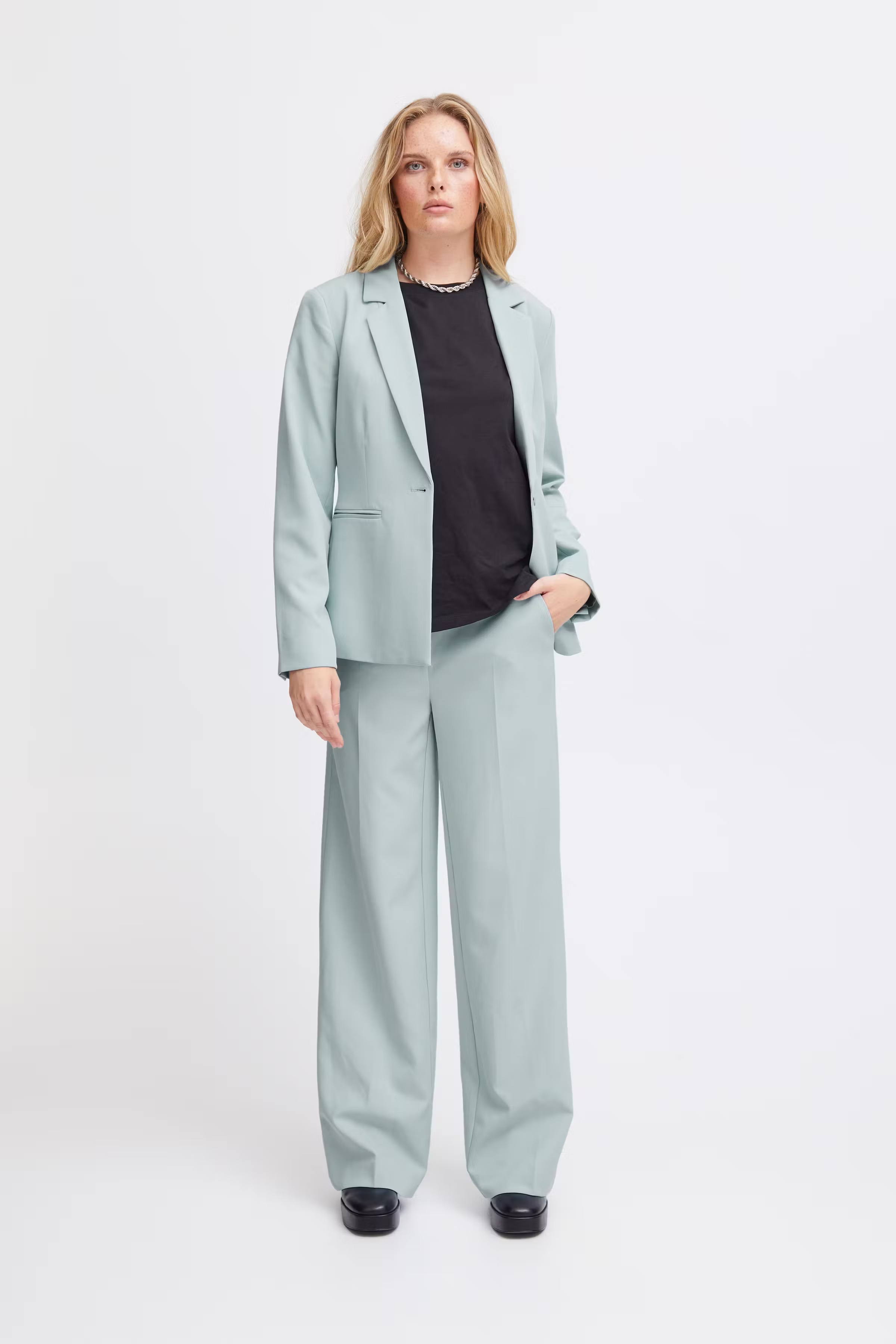 IHLEXI Bukser LOOKBOOK FRONT 20117838-144506