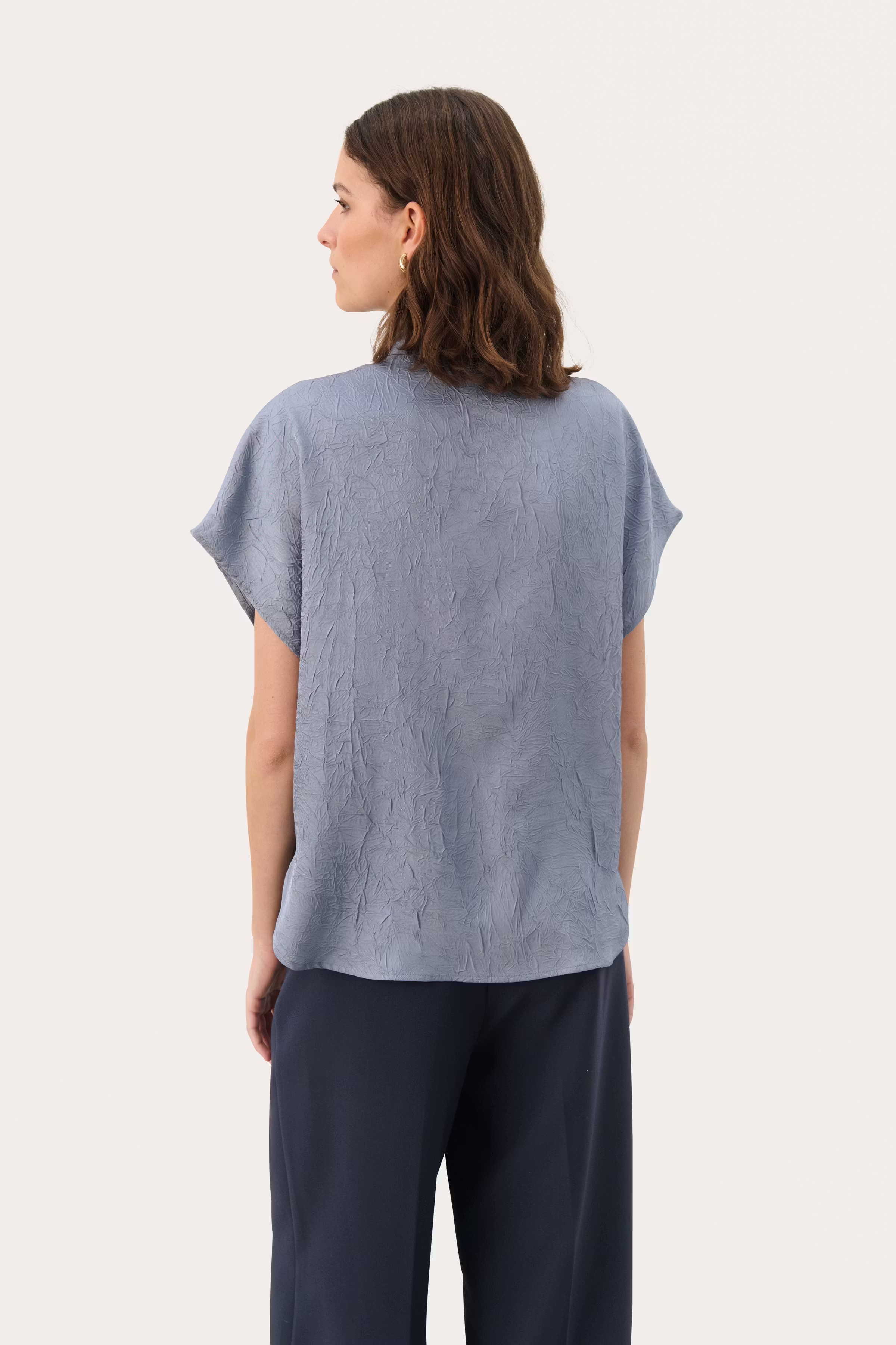 EstefaniaPW Kortermet bluse med sløyfe LOOKBOOK BACK 30308490-154307